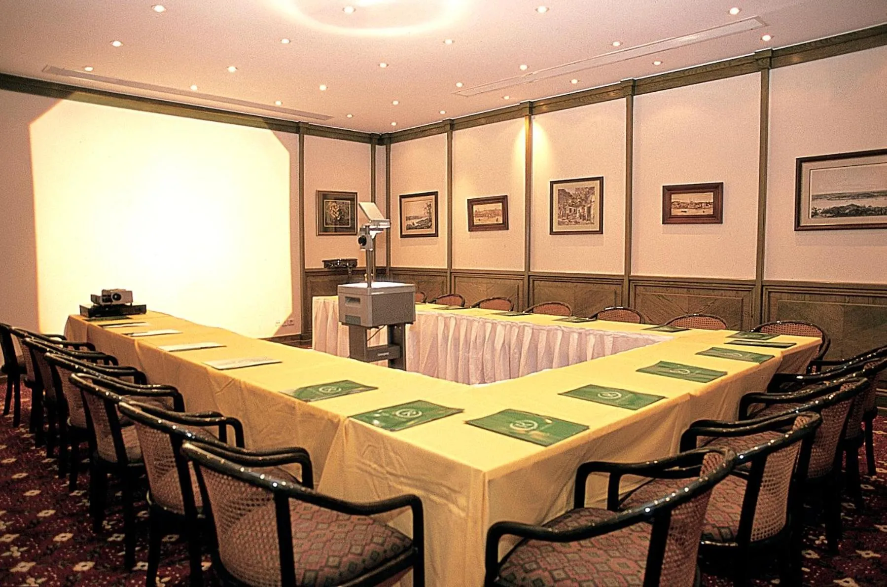 Meeting/conference room in Istanbul Royal Hotel