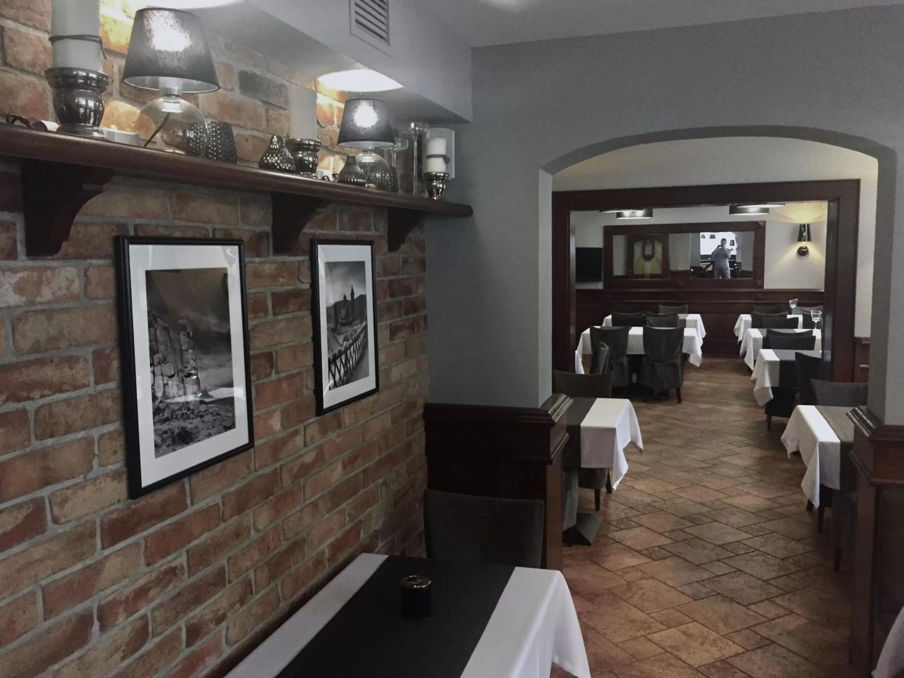 Restaurant/places to eat in Hotel Kolorowa