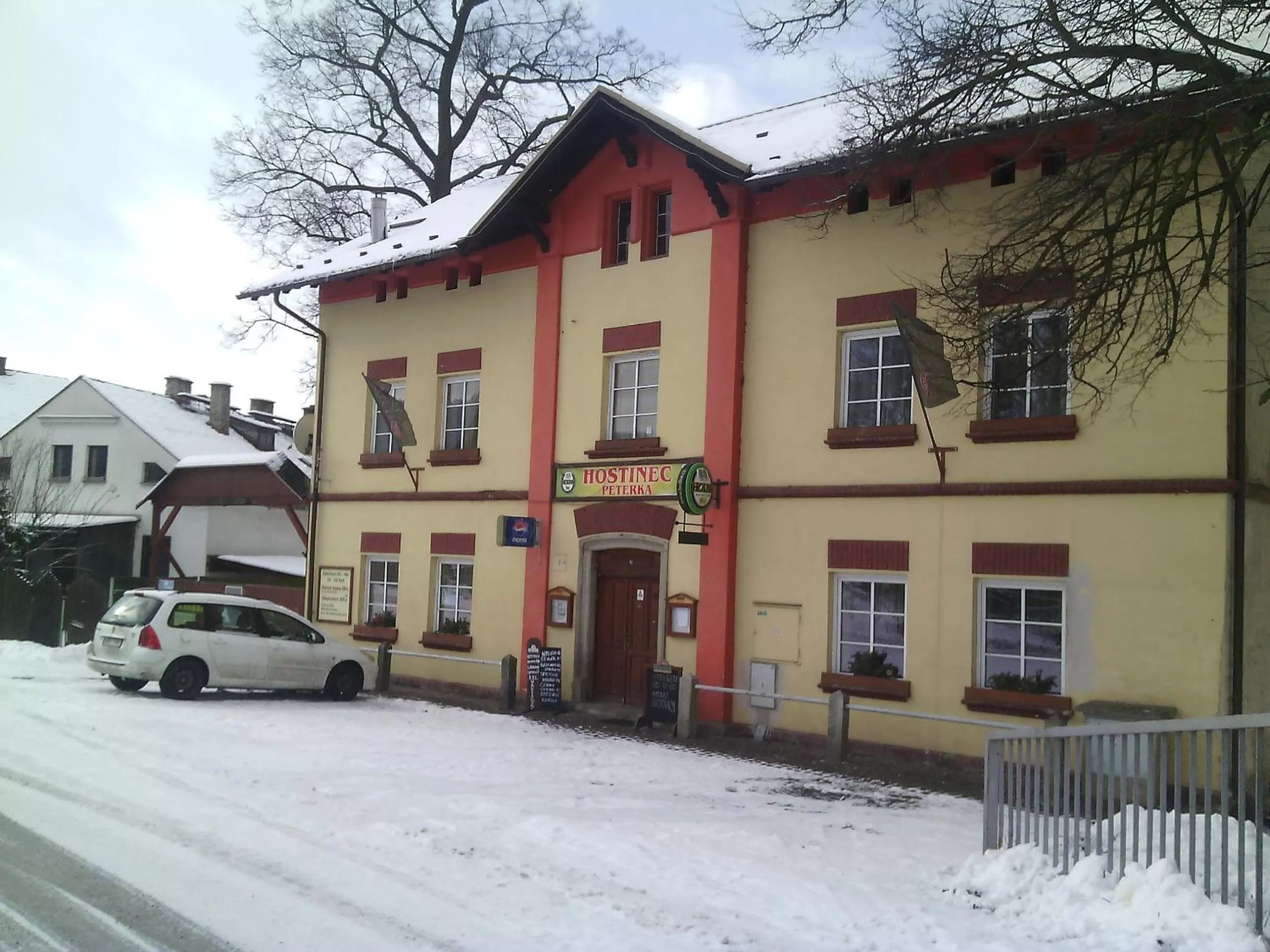 Facade/entrance in Hostinec Peterka