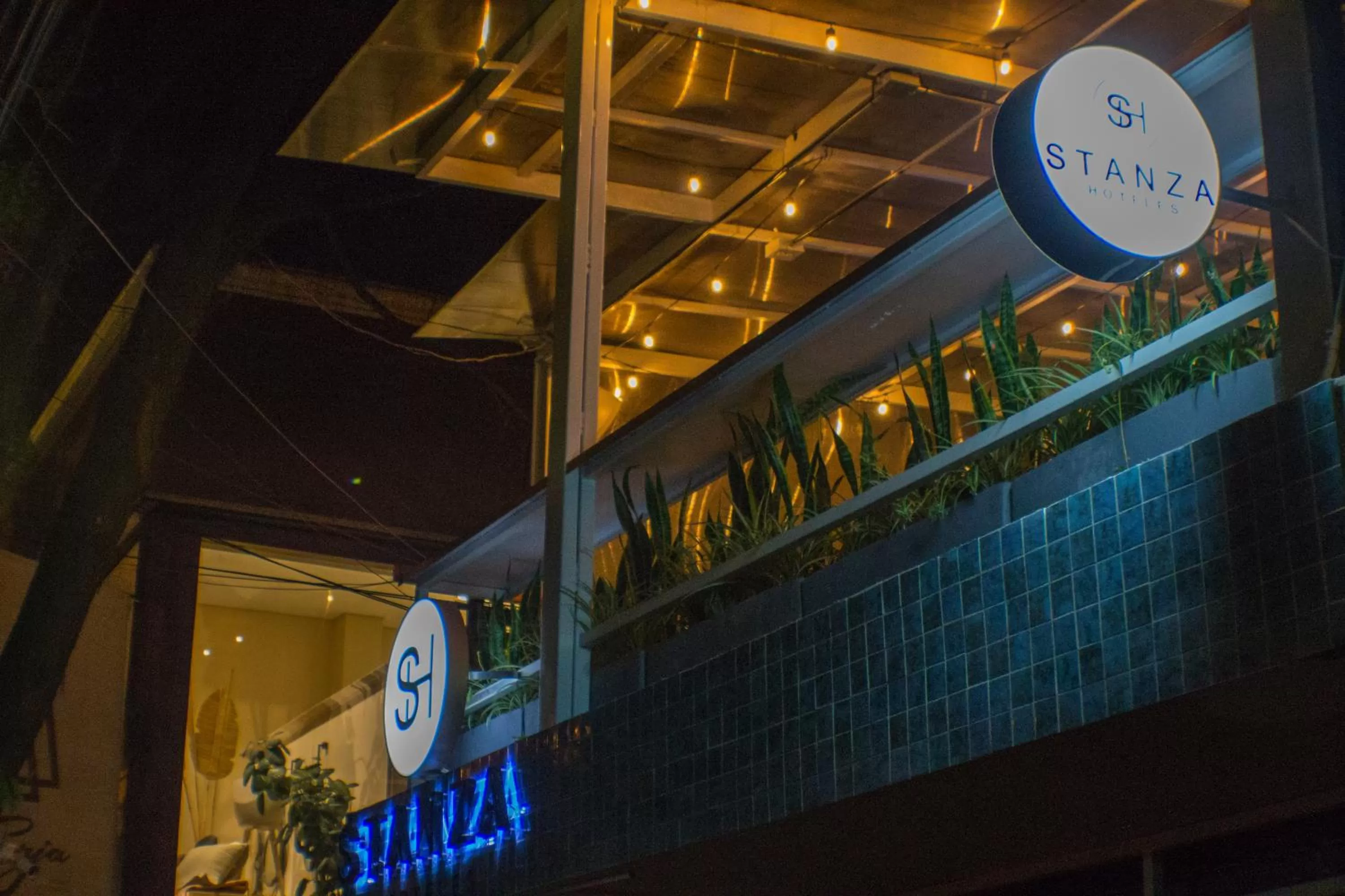 Property Logo/Sign in Stanza Hotel Medellin