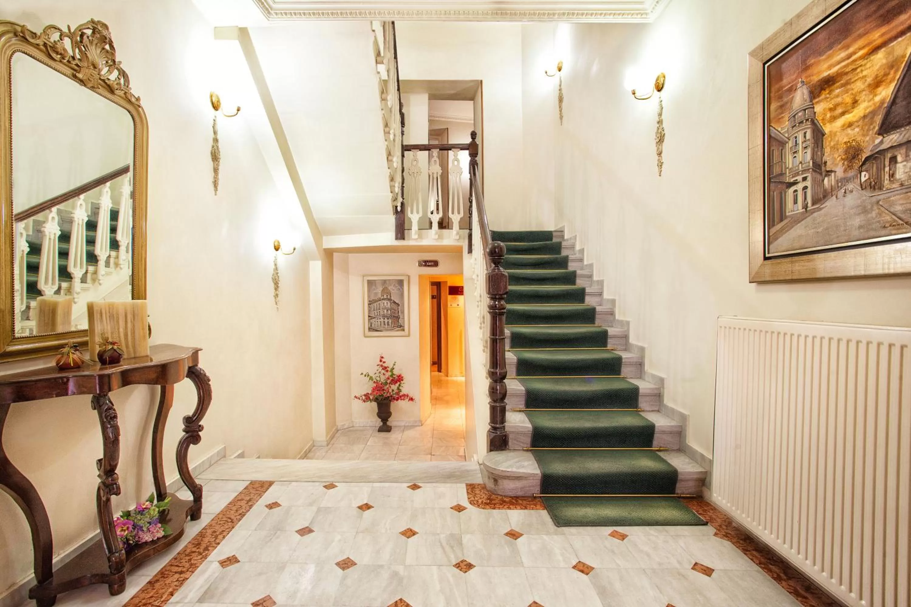 Lobby or reception in Arni Hotel Domotel