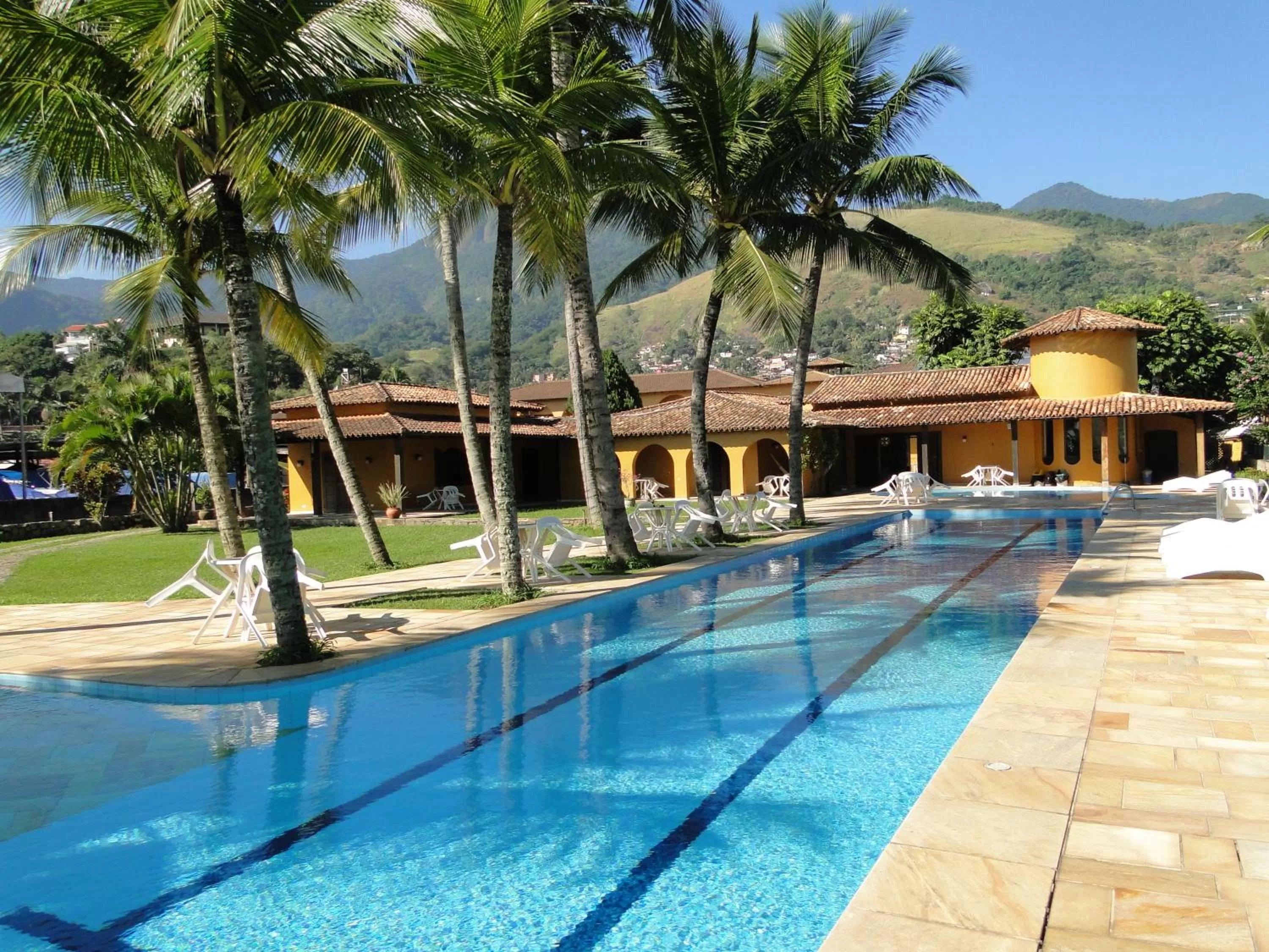Swimming pool in Pousada Casa Amarela