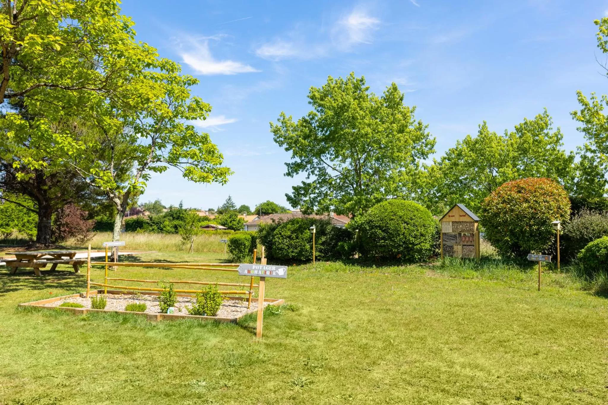 Garden in greet hôtel Angoulême
