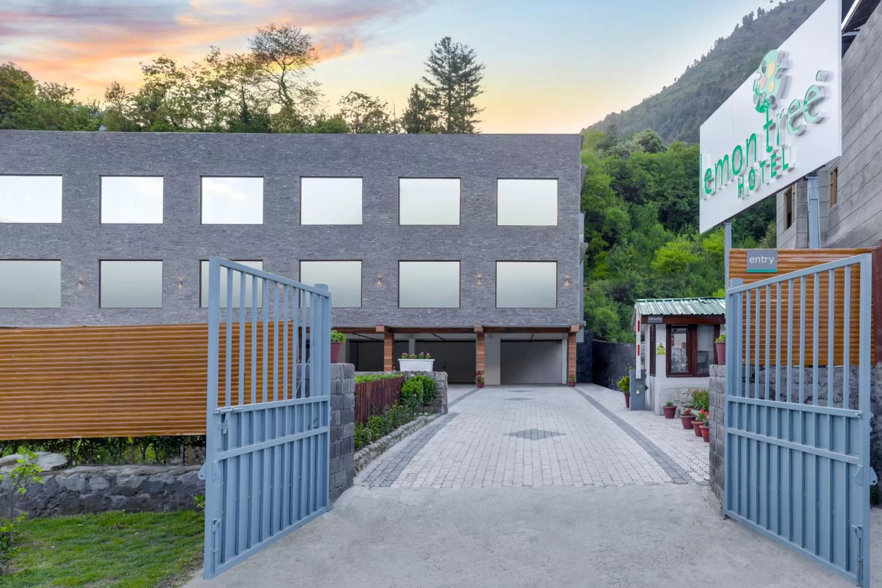 Property Building in Lemon Tree Hotel Manali