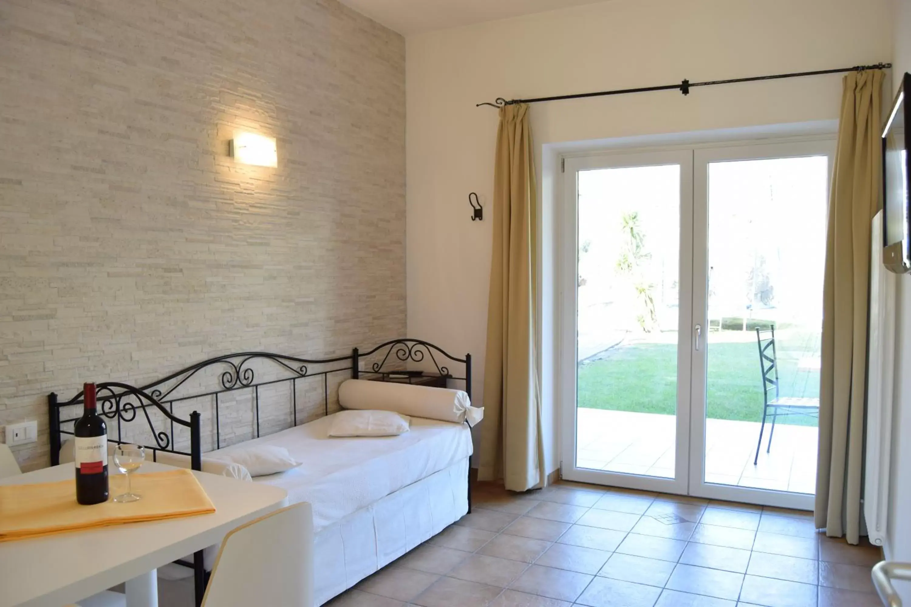 Apartment - Split Level (5 Adults) in Residenza Le Due Torri Apartment - Split Level (5 Adults) in Residenza Le Due Torri