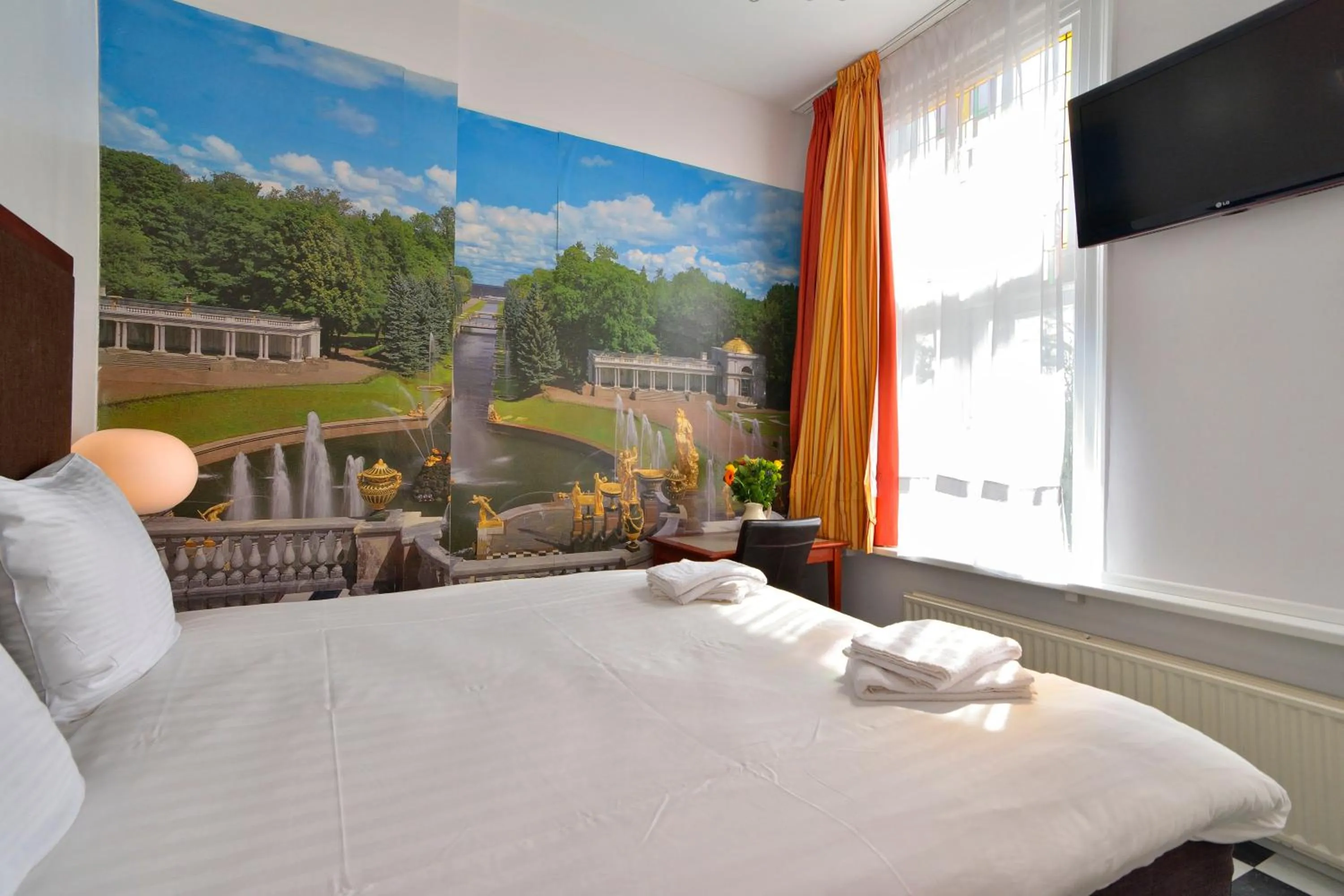 Bedroom, Bed in Hotel La Belle Vue