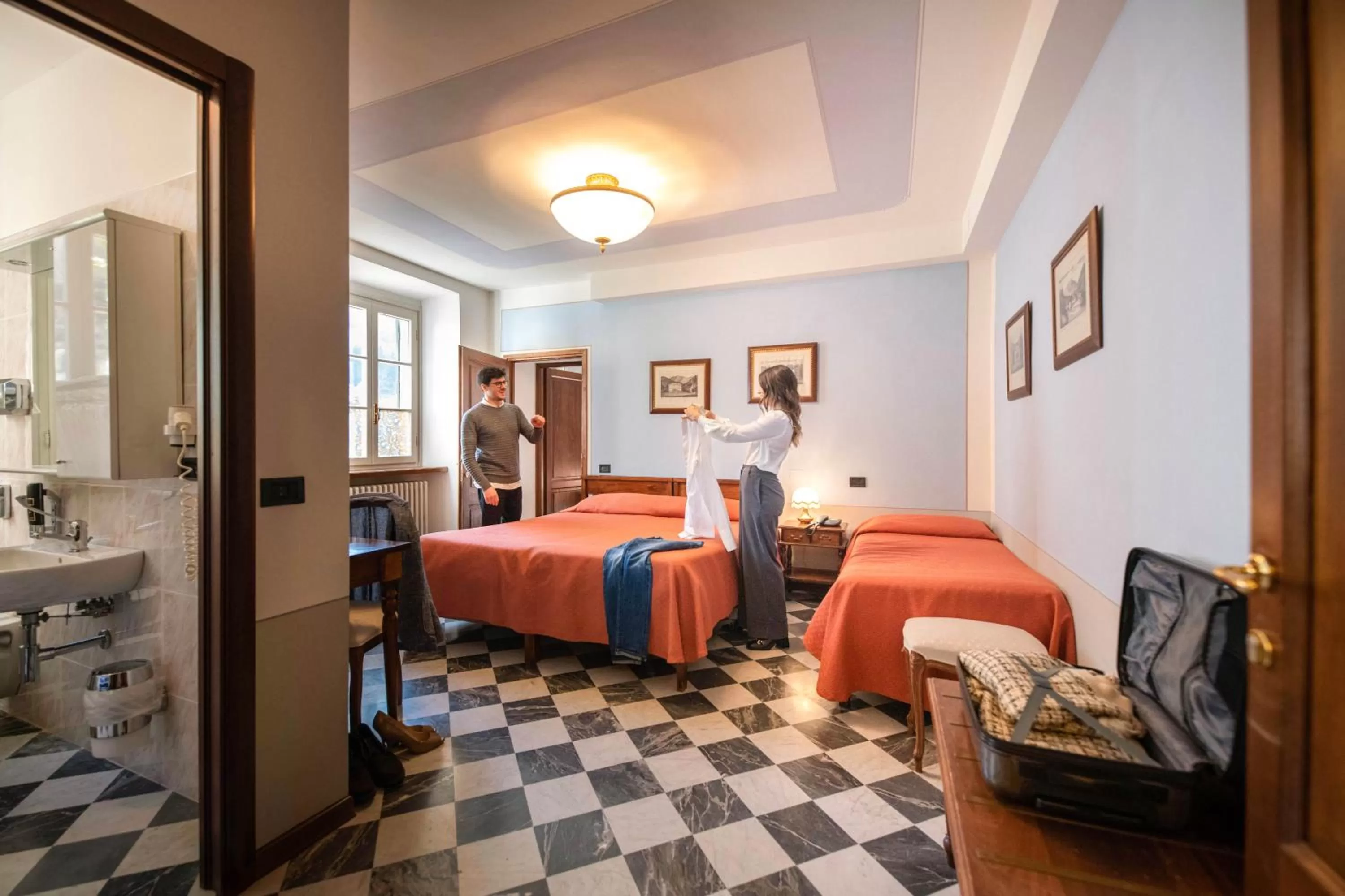 Bed in Park Hotel Regina - with air-condition and outdoor heated pool