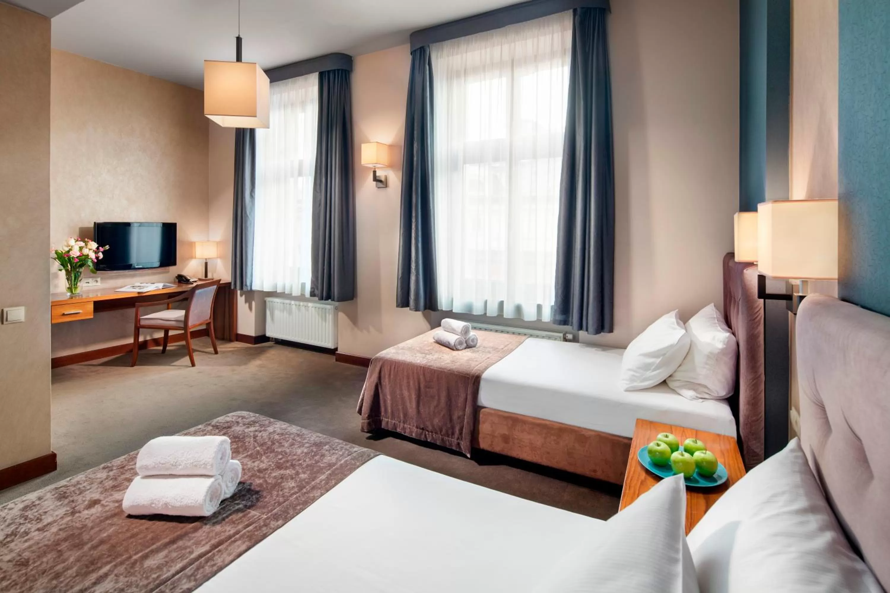 Photo of the whole room, Bed in Hotel Unicus Krakow Old Town - Destigo Hotels