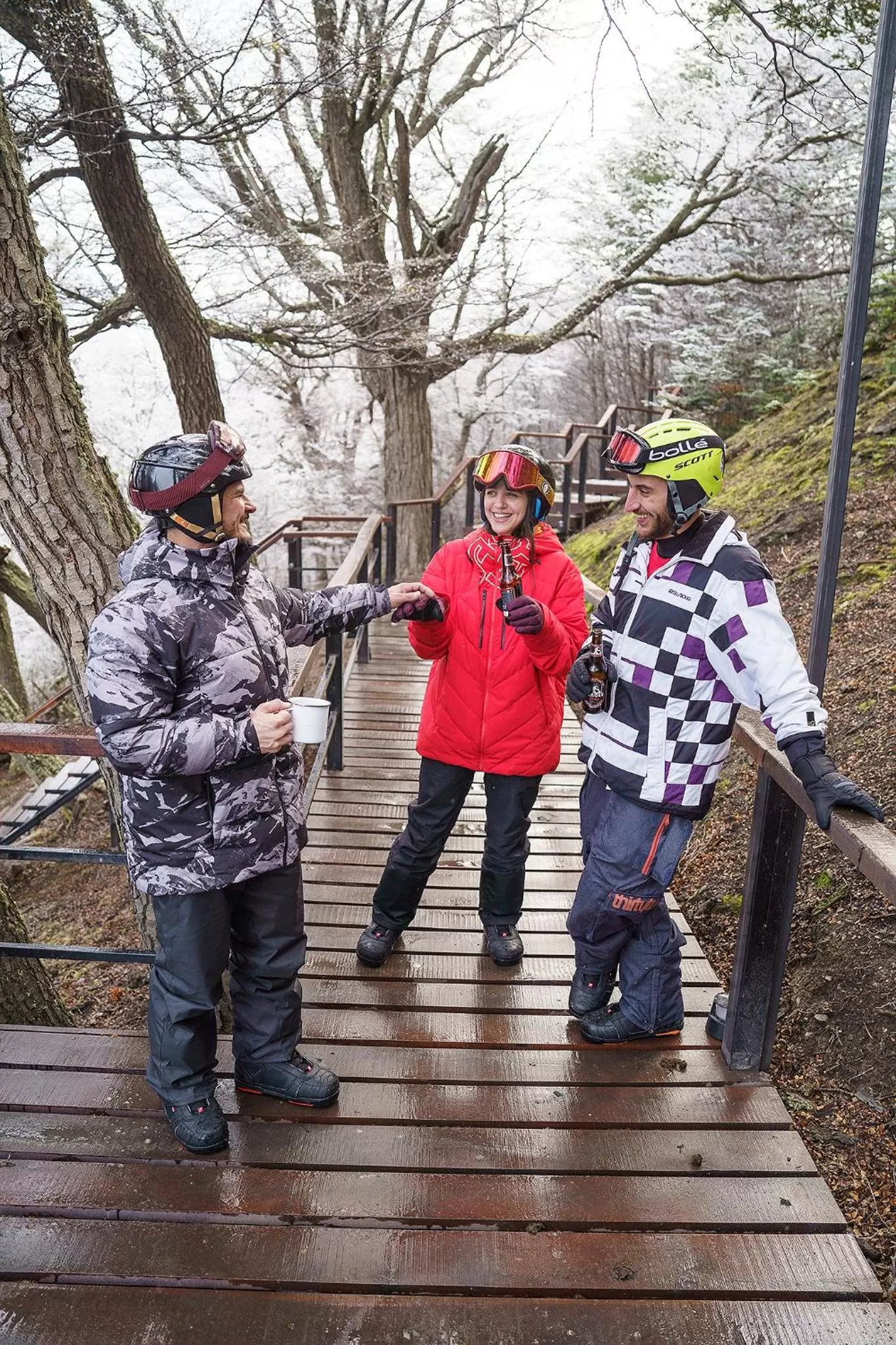 People in Los Ñires Ushuaia