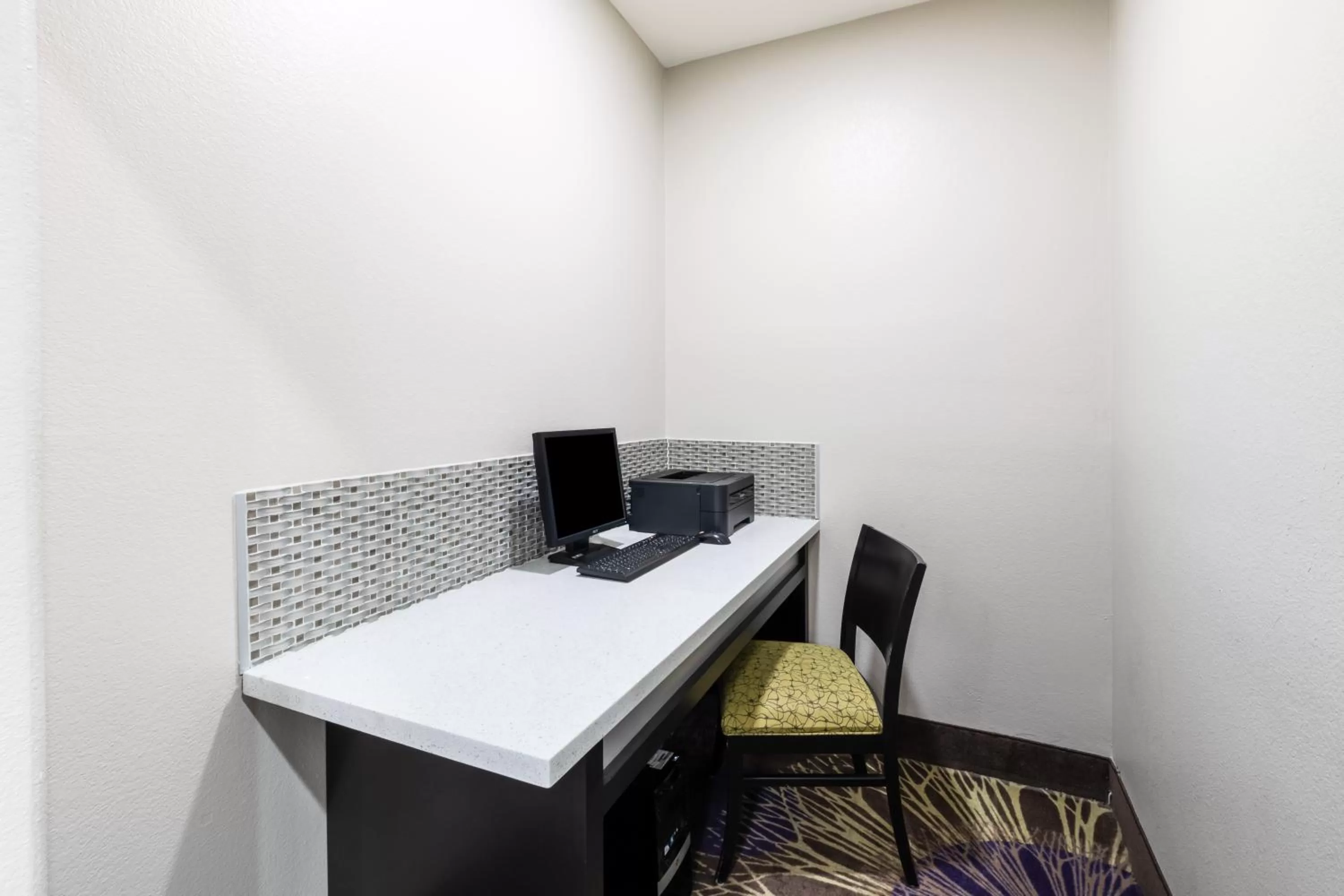 Business facilities in La Quinta by Wyndham New Braunfels