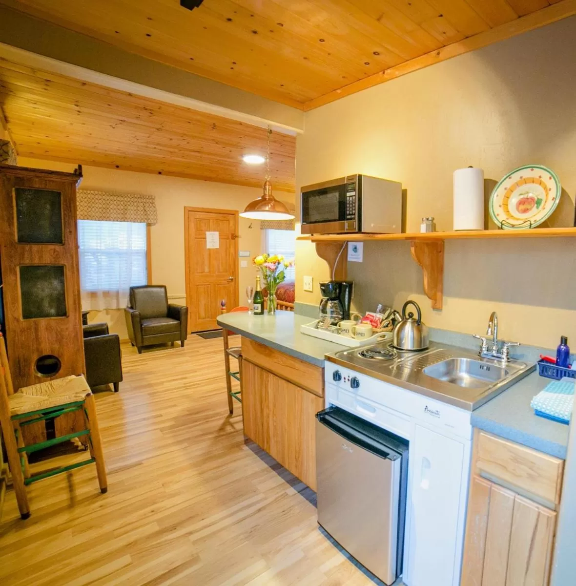 Deluxe Suite with Spa Bath in Outside Inn