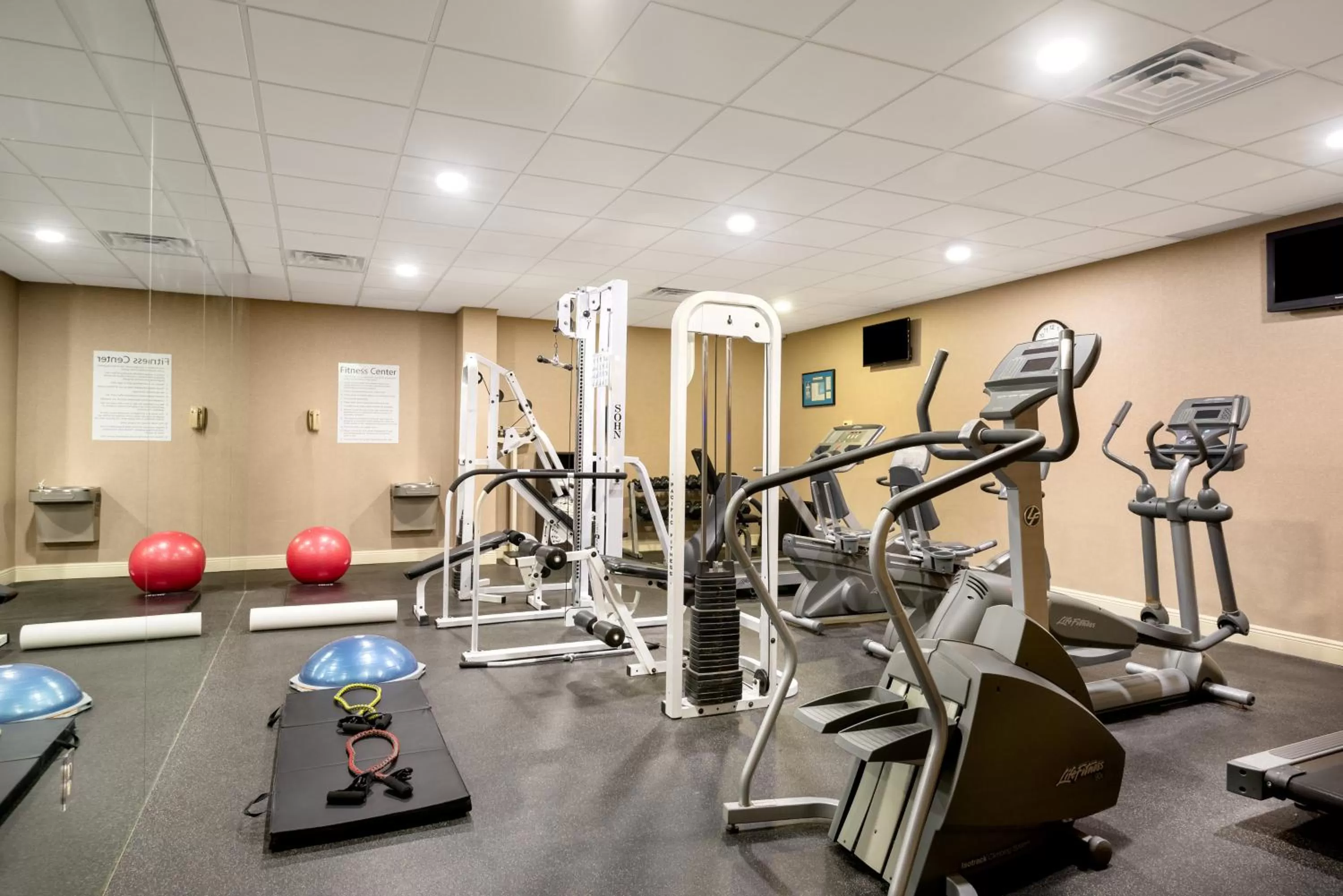 Spa and wellness centre/facilities in Holiday Inn Fort Lauderdale Airport by IHG