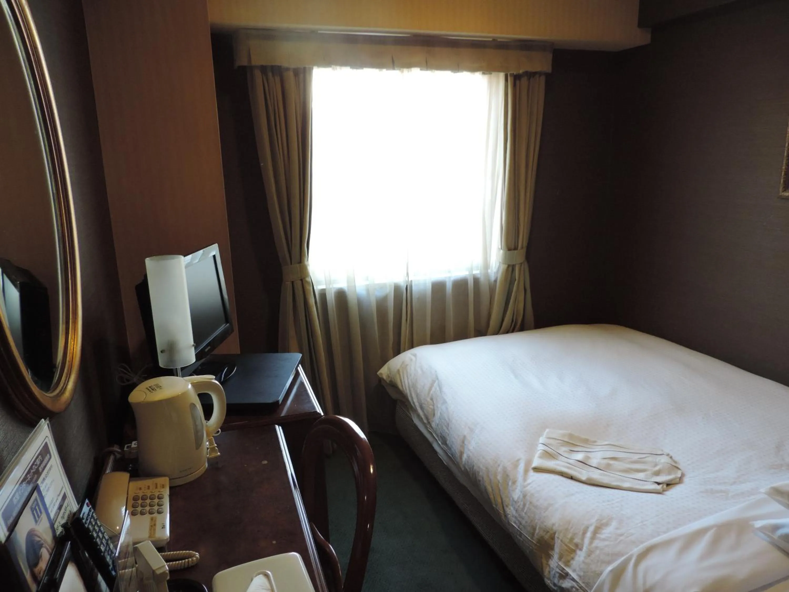 Photo of the whole room, Bed in Hotel Grand Terrace Sendai Kokubun-cho