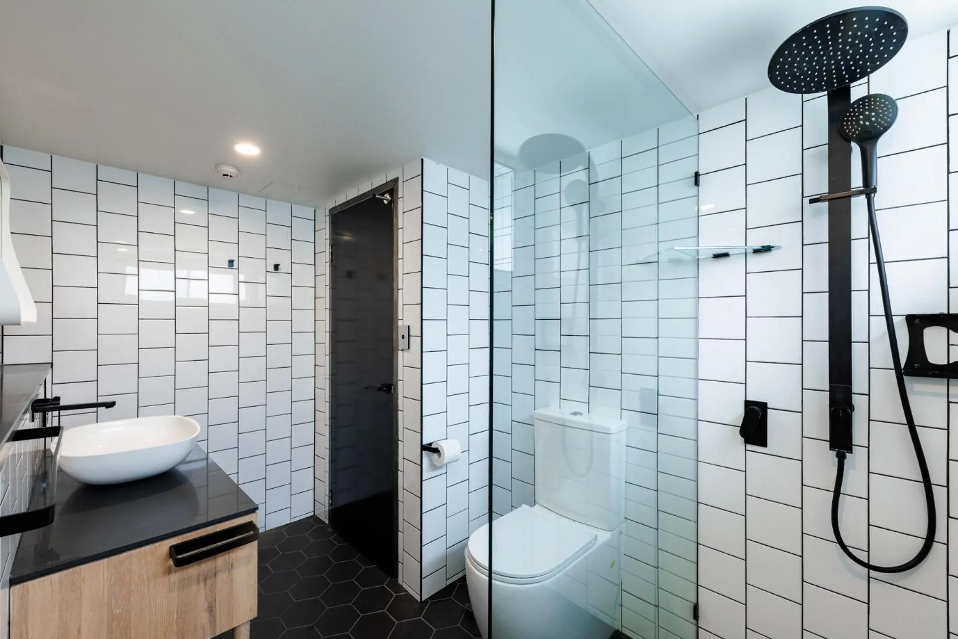 Shower in Bunk Surfers Paradise International Backpacker Hostel