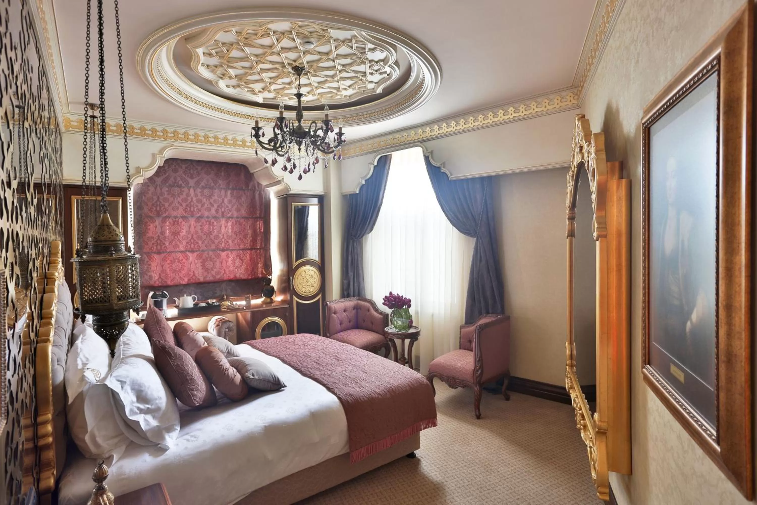 Bed in Daru Sultan Hotels Galata
