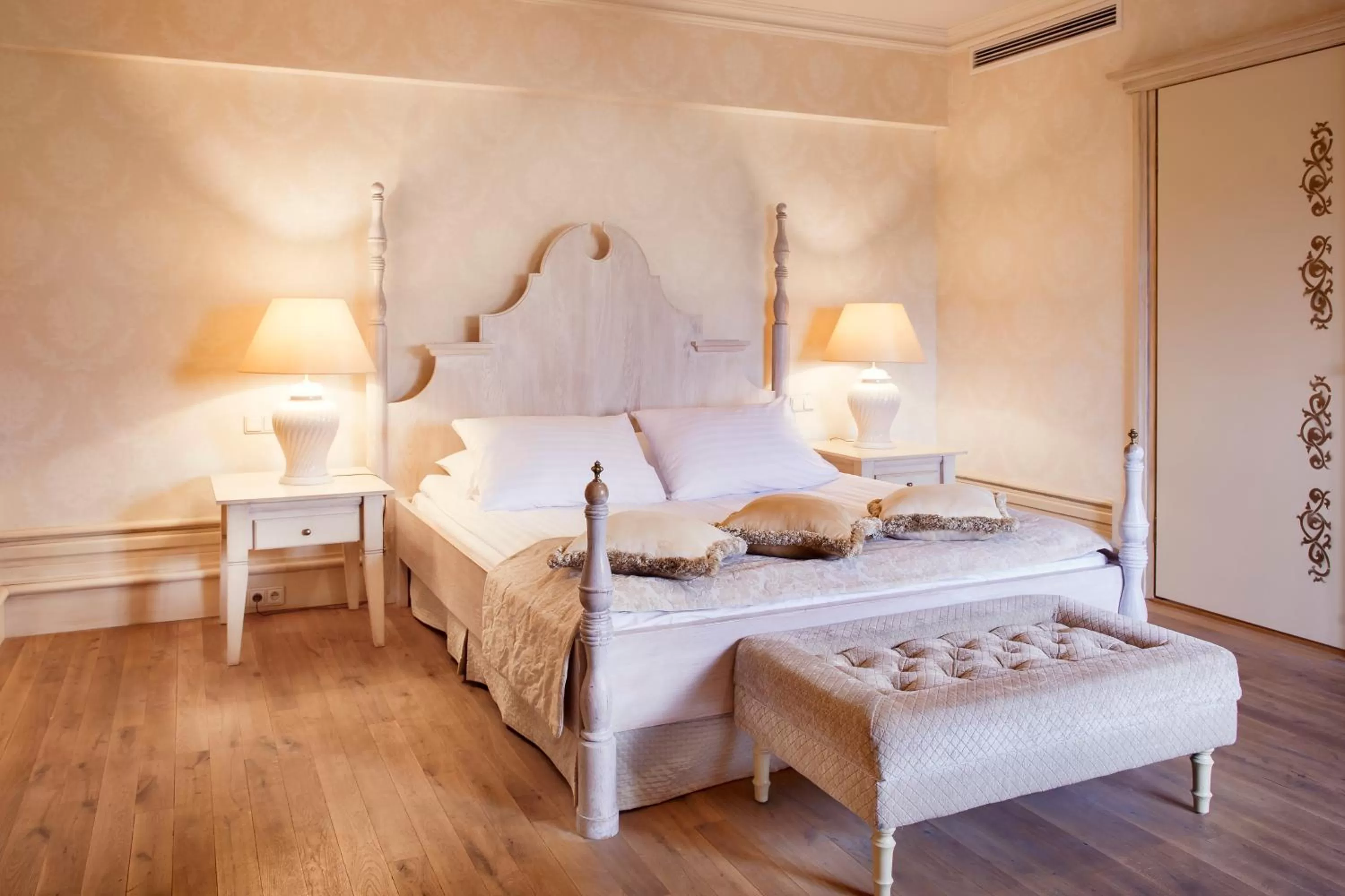 Photo of the whole room, Bed in Hotel Król Kazimierz