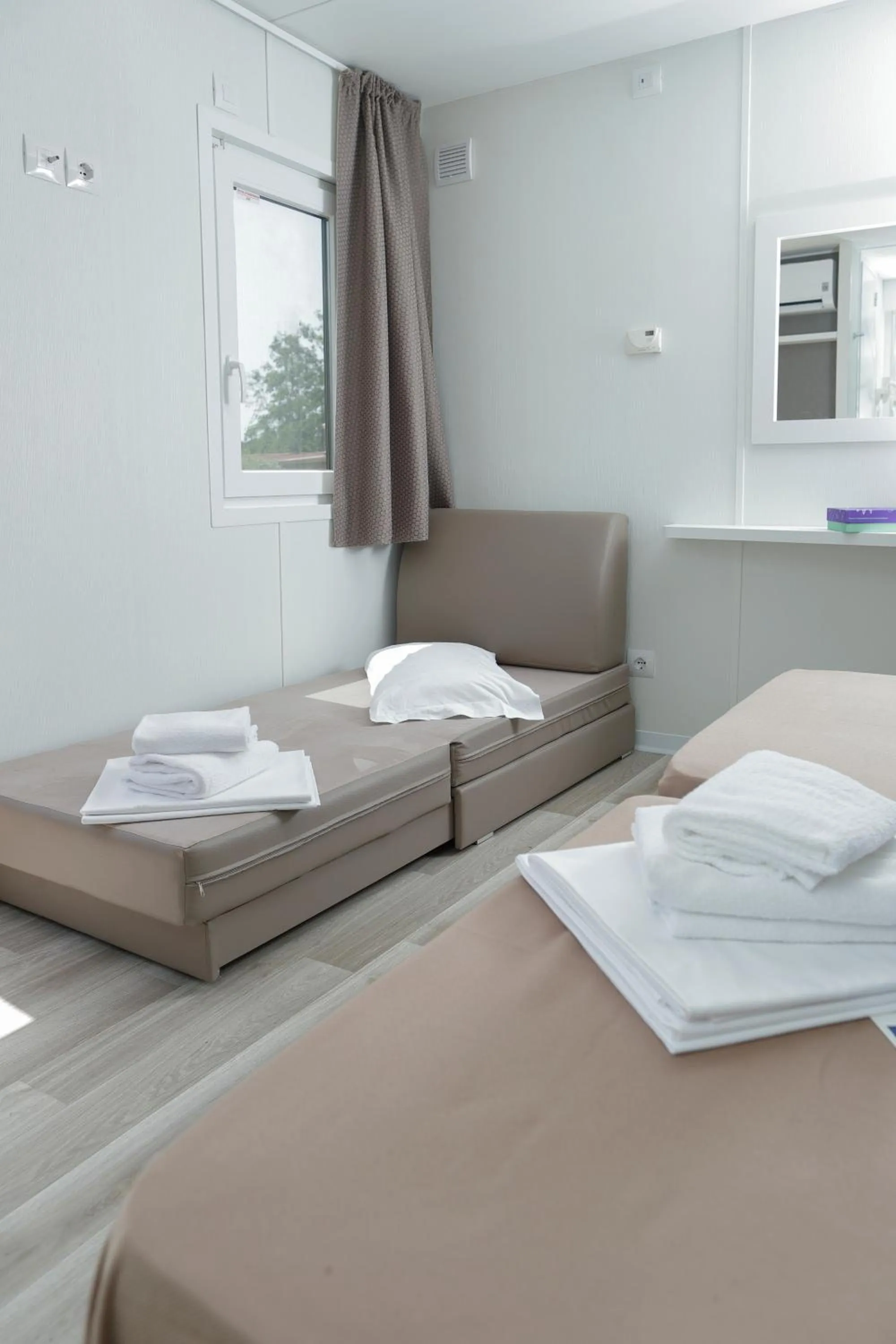 Bedroom, Bed in hu Roma Camping In Town