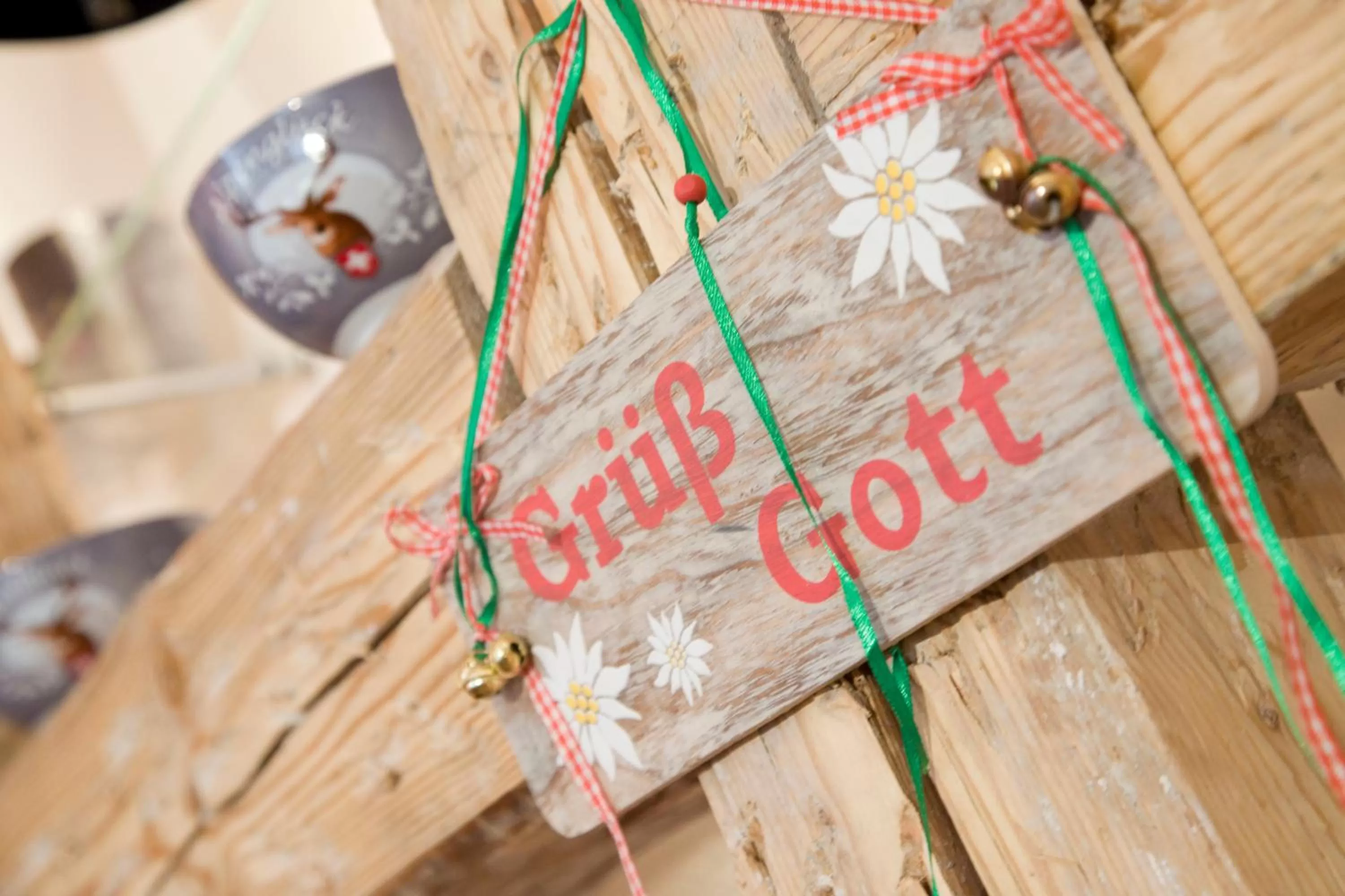 Decorative detail, Logo/Certificate/Sign/Award in Alpin Lifestyle Hotel Löwen & Strauss