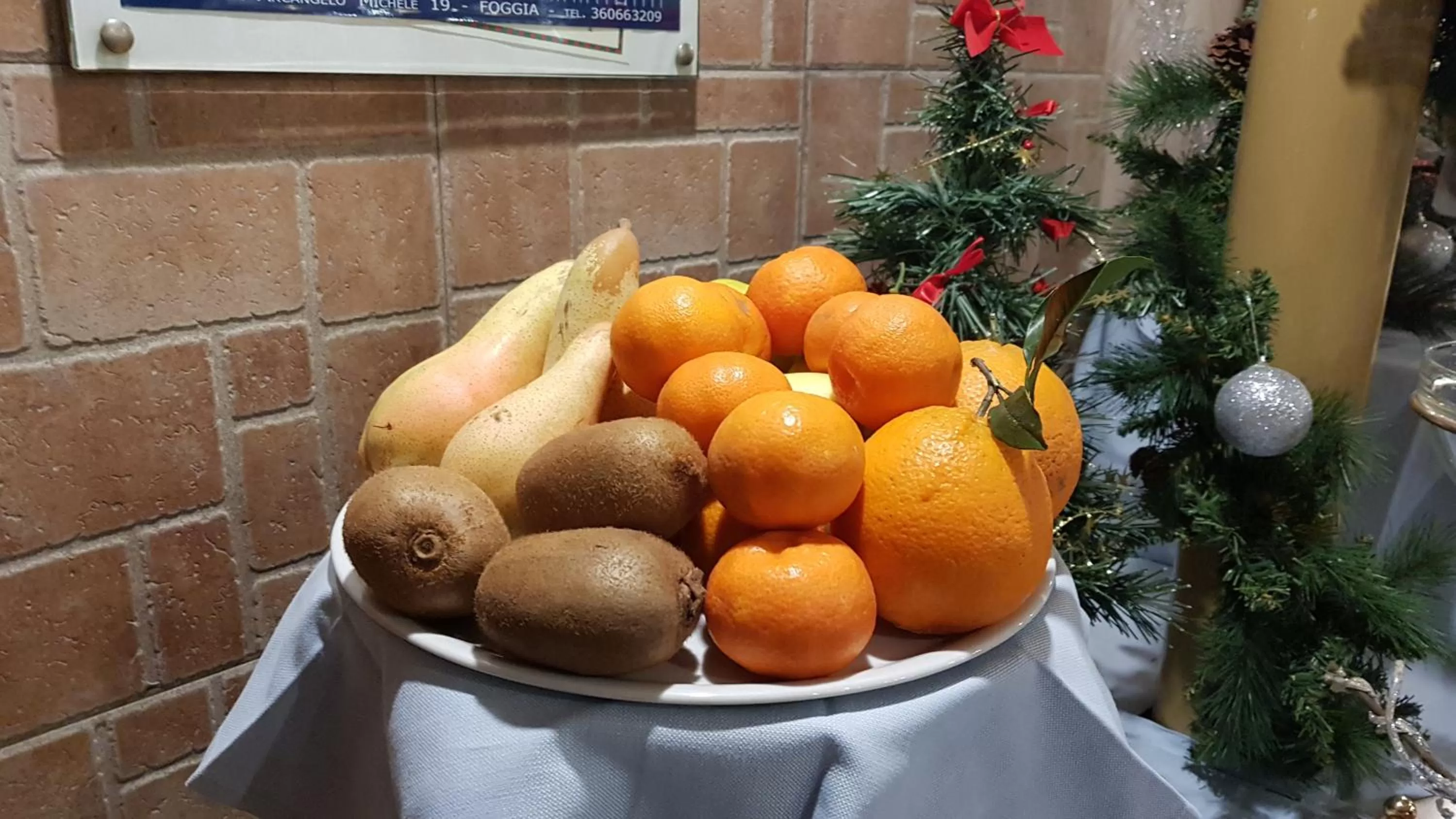 Buffet breakfast in Hotel Holiday