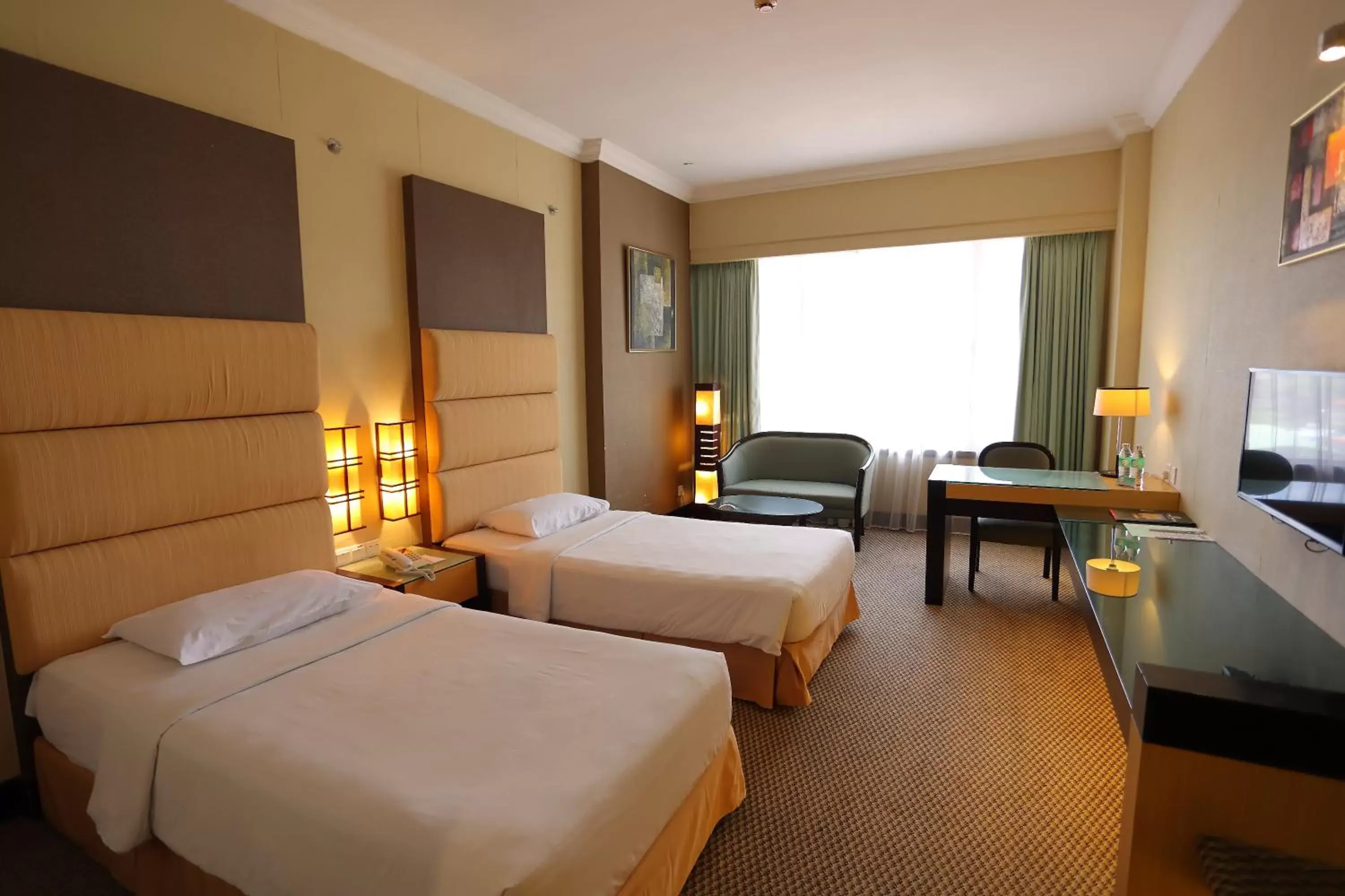 Superior Twin Room in Dynasty Hotel Miri Superior Twin Room in Dynasty Hotel Miri
