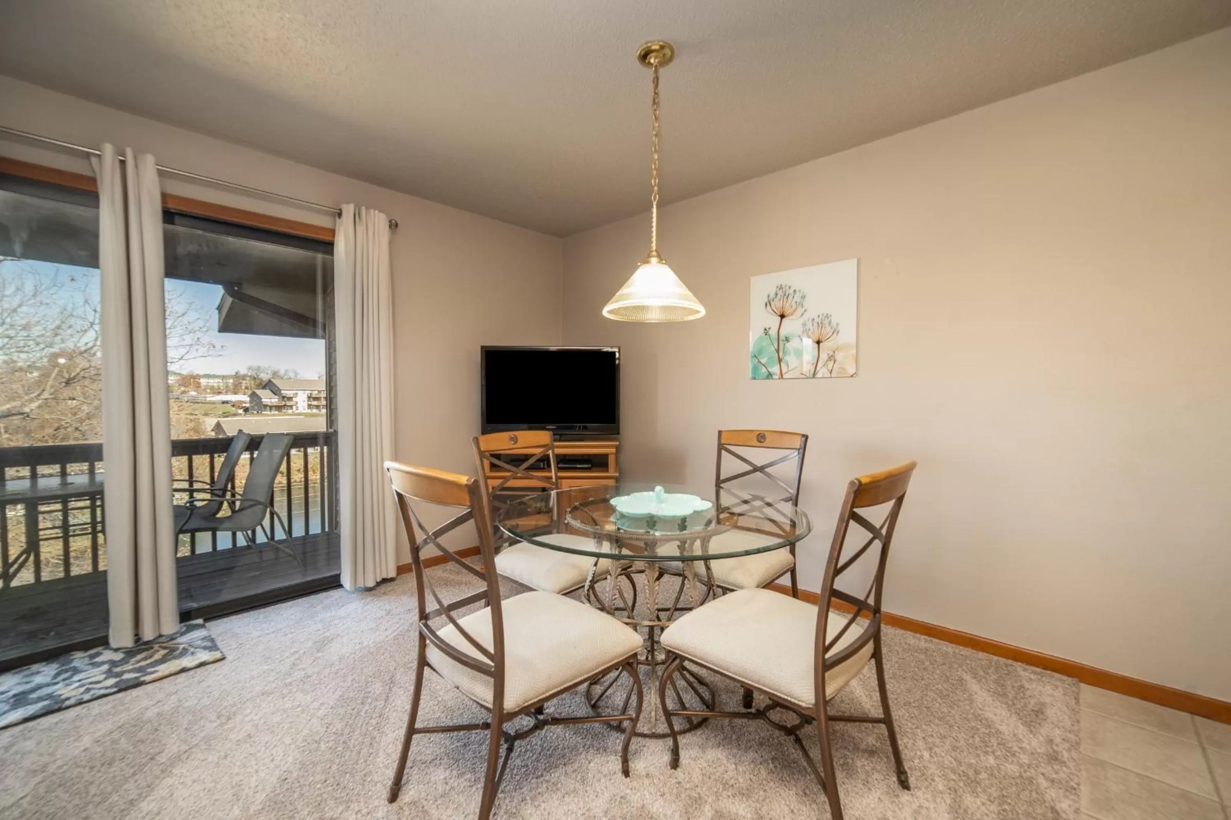 TV and multimedia in Pointe Royale Golf Resort