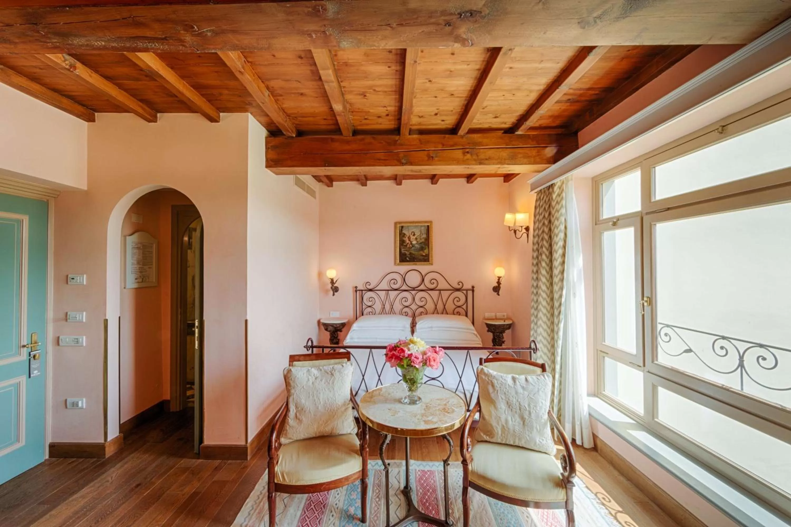 Bedroom in Hotel Mulino di Firenze - WorldHotels Crafted