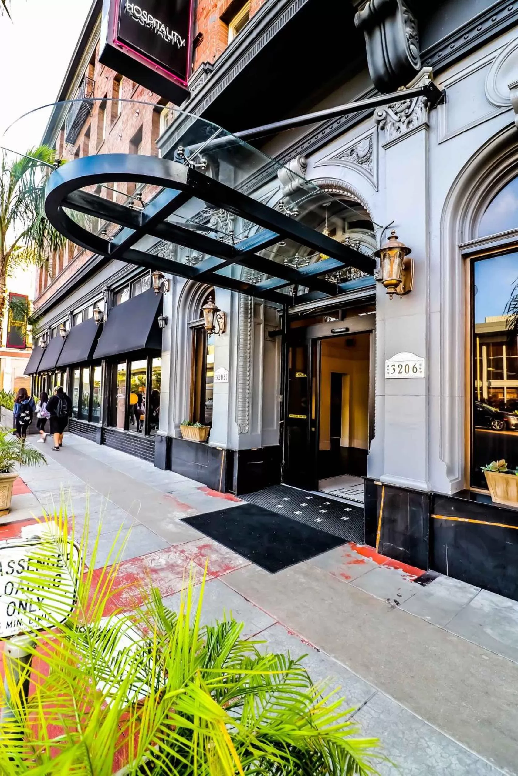 Facade/entrance in H by H Hospitality