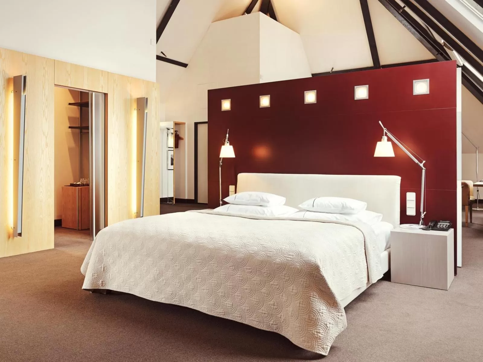 Bed in Gastwerk Hotel Hamburg