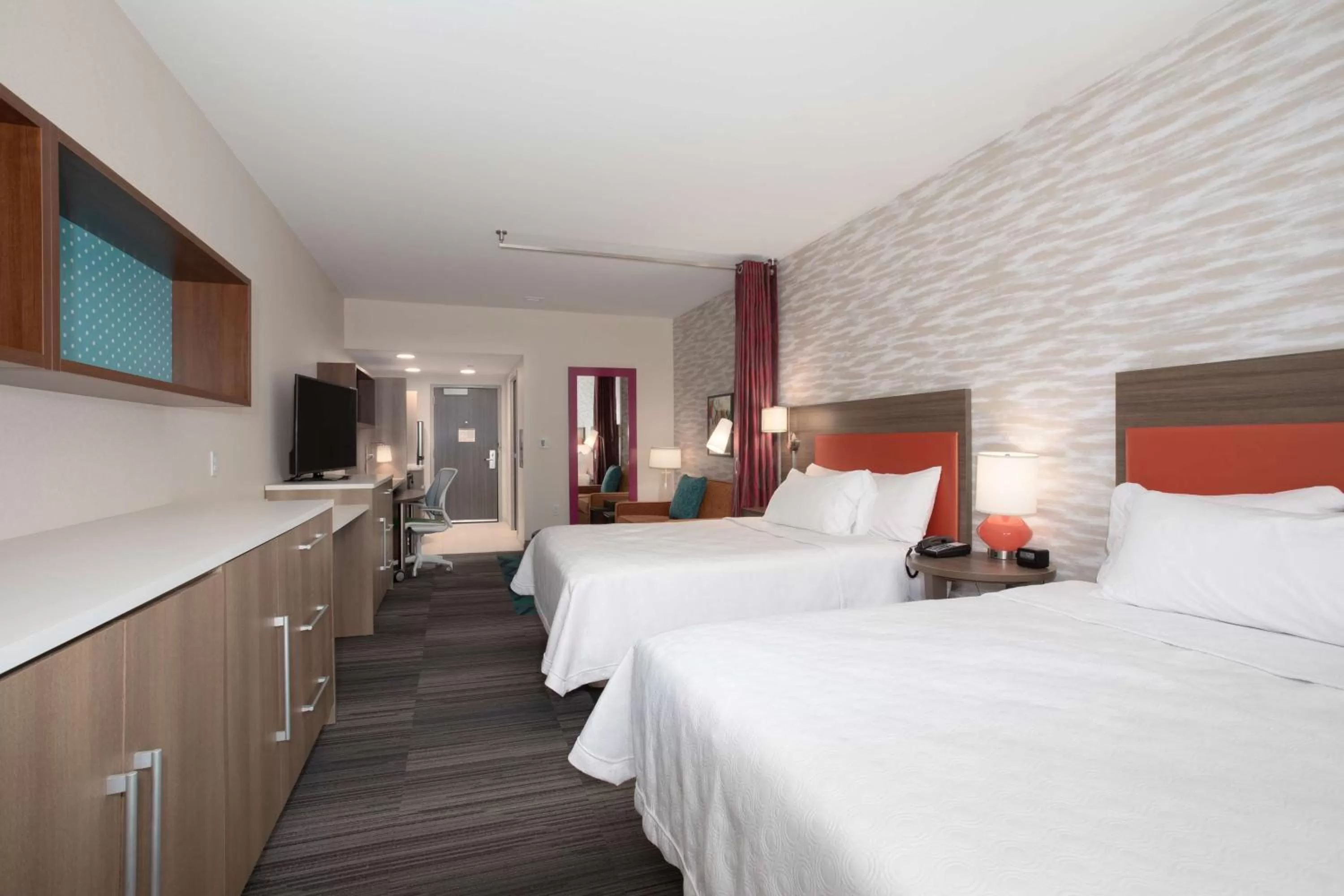 Photo of the whole room, Bed in Home2 Suites By Hilton Omaha Un Medical Ctr Area