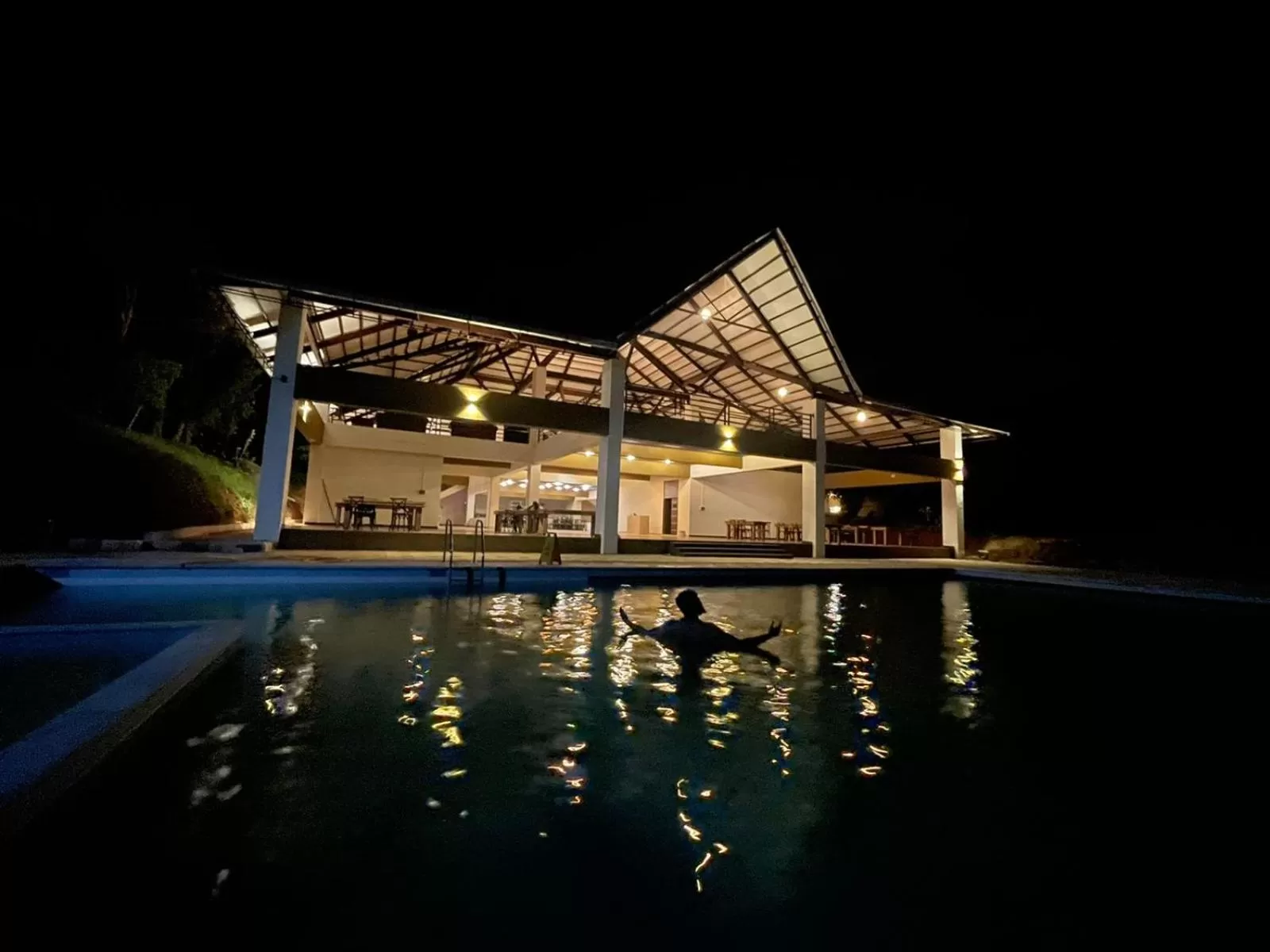 Swimming pool in Commune18 Resort Chikmagalur