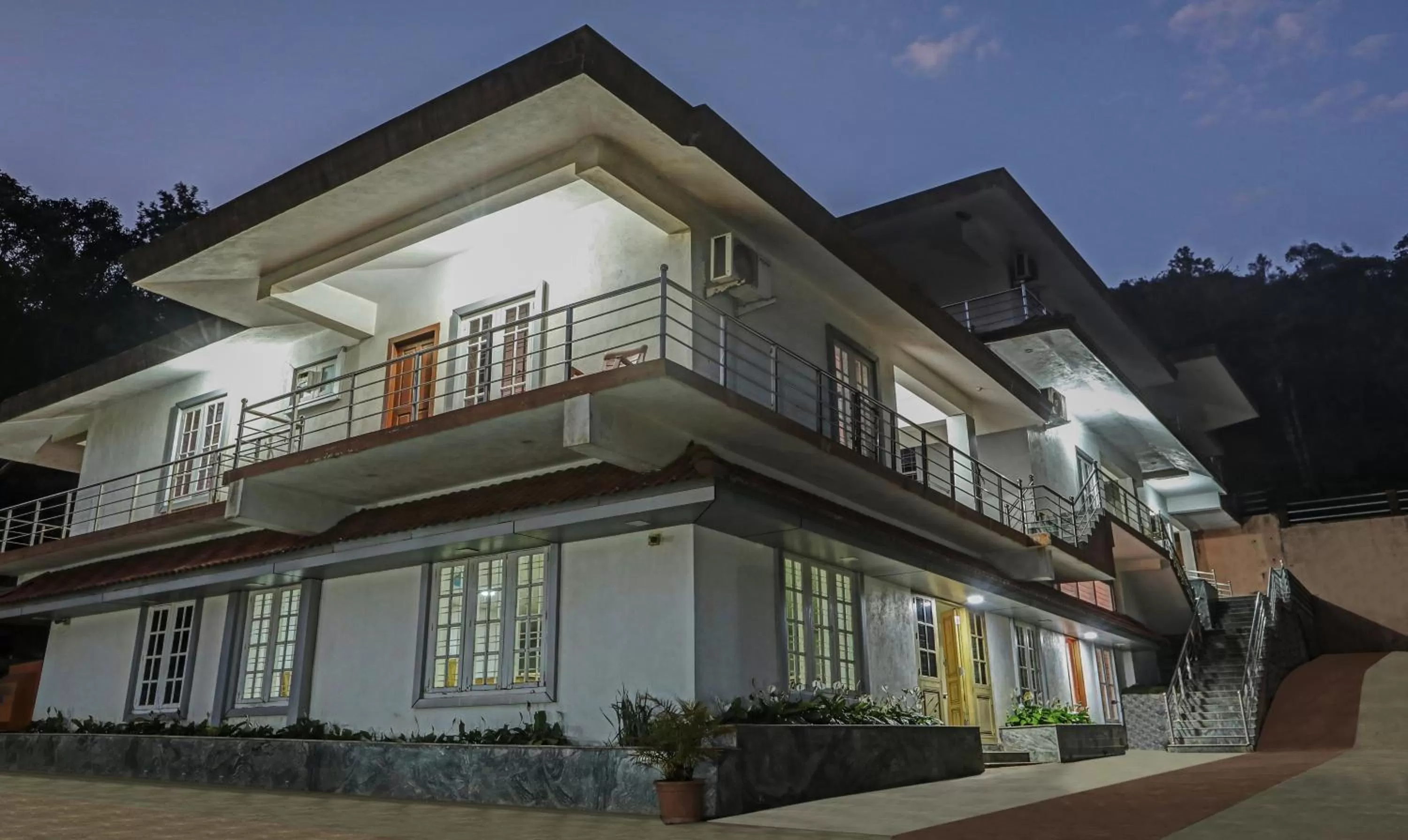 Property Building in Treebo Trend Yajna Comforts