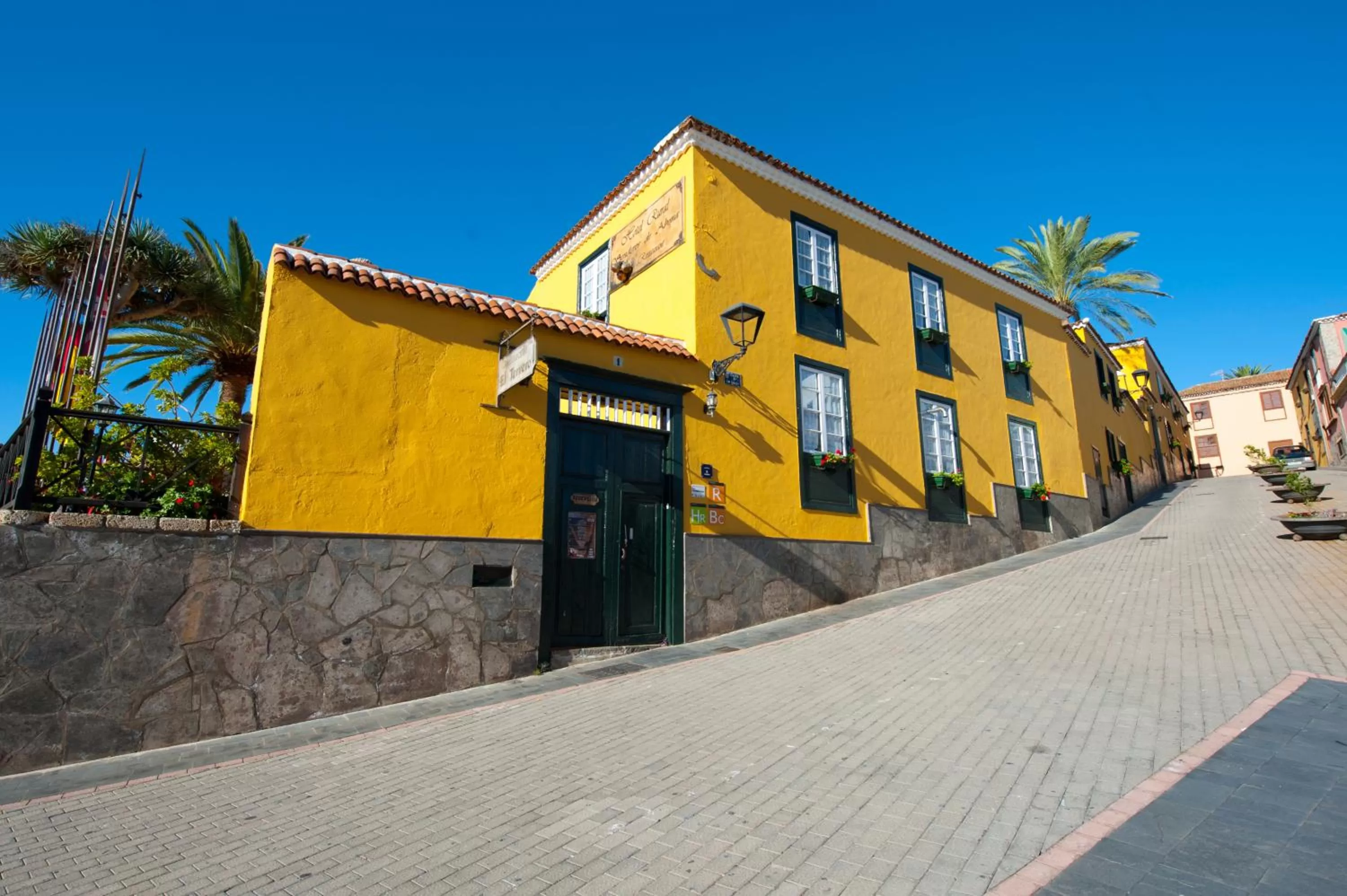 Facade/entrance in Hotel Rural Senderos de Abona
