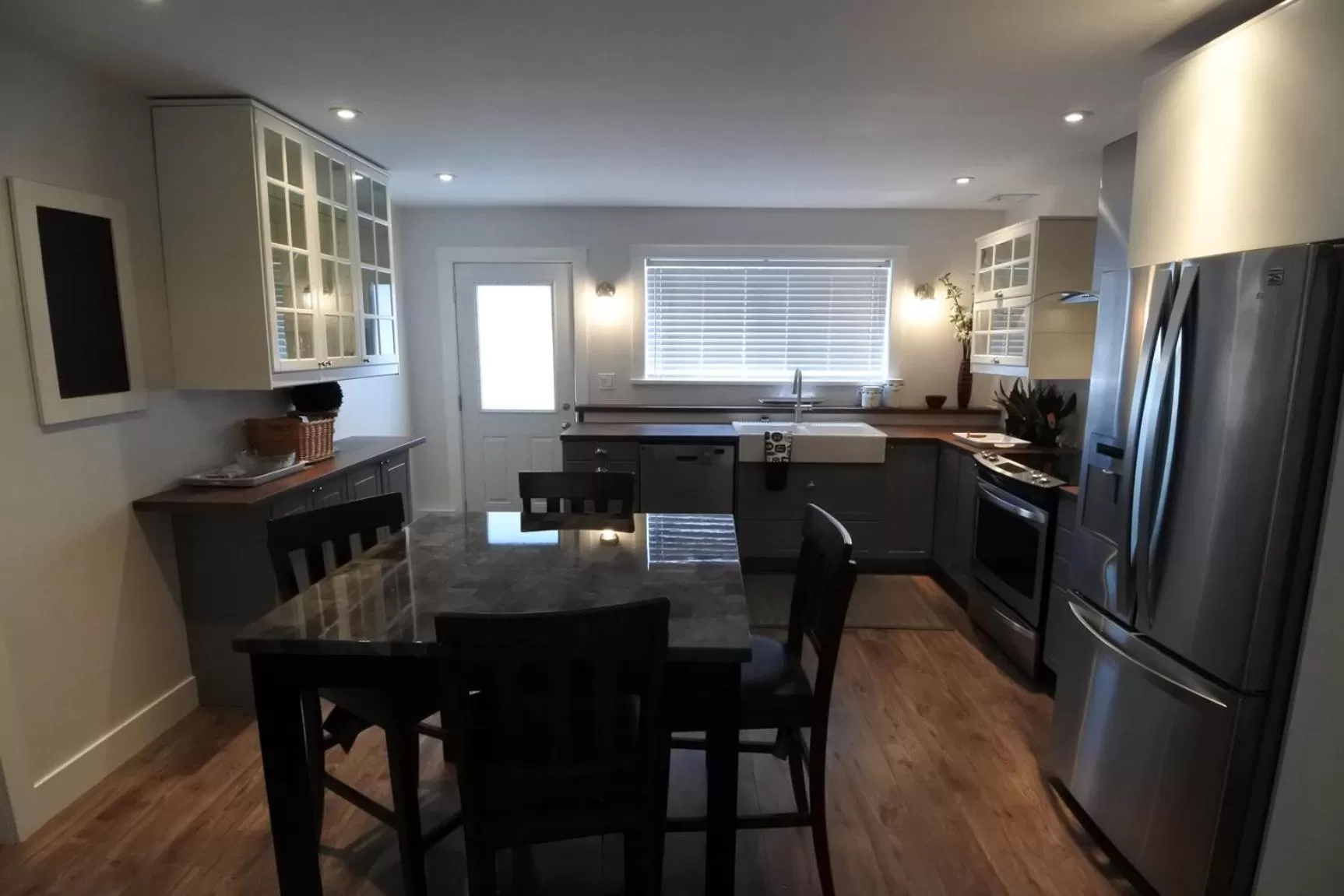 Black Rooster Guesthouse