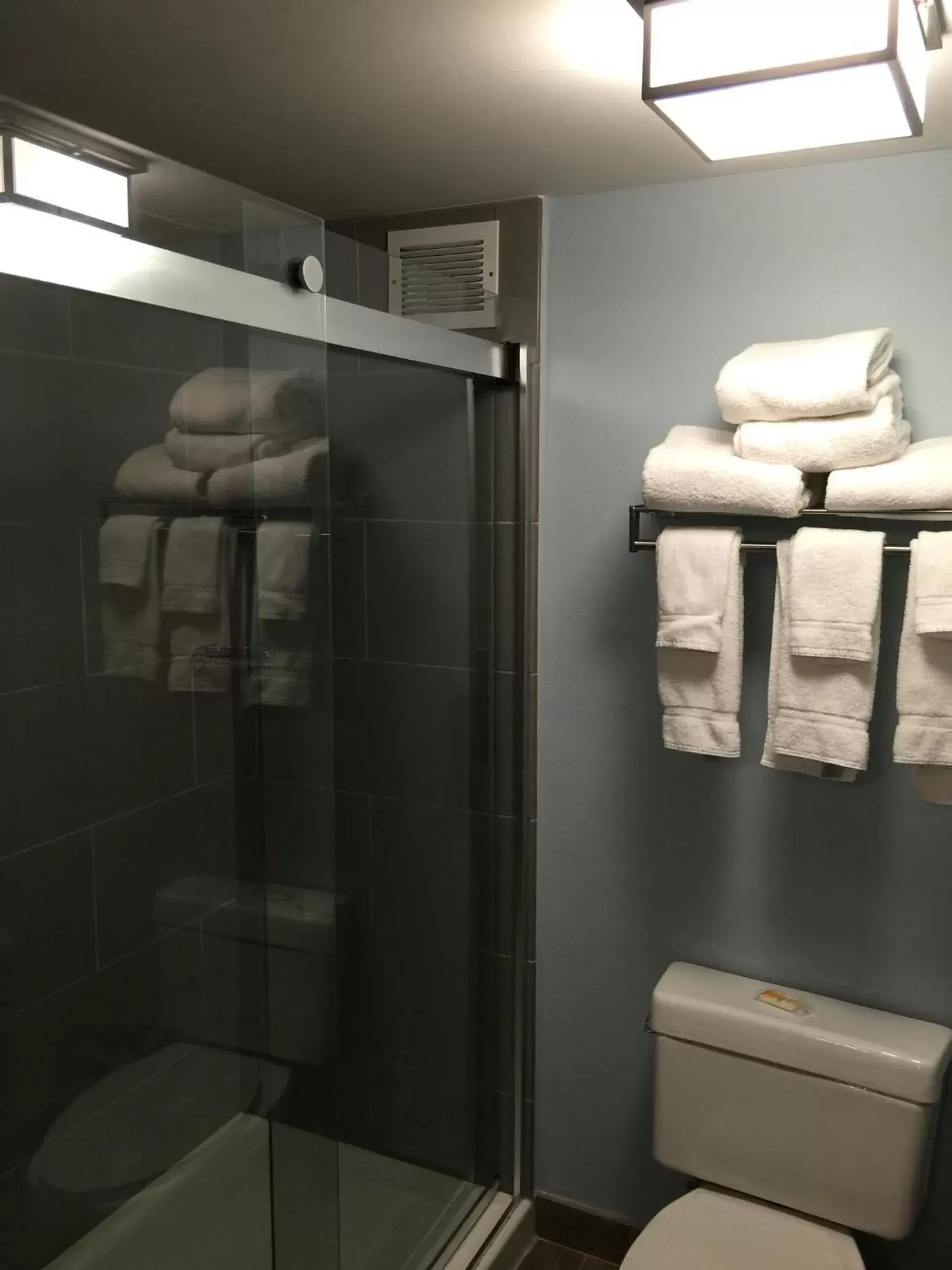 King Suite - Non-Smoking in Holiday Inn Harrisburg East by IHG King Suite - Non-Smoking in Holiday Inn Harrisburg East by IHG