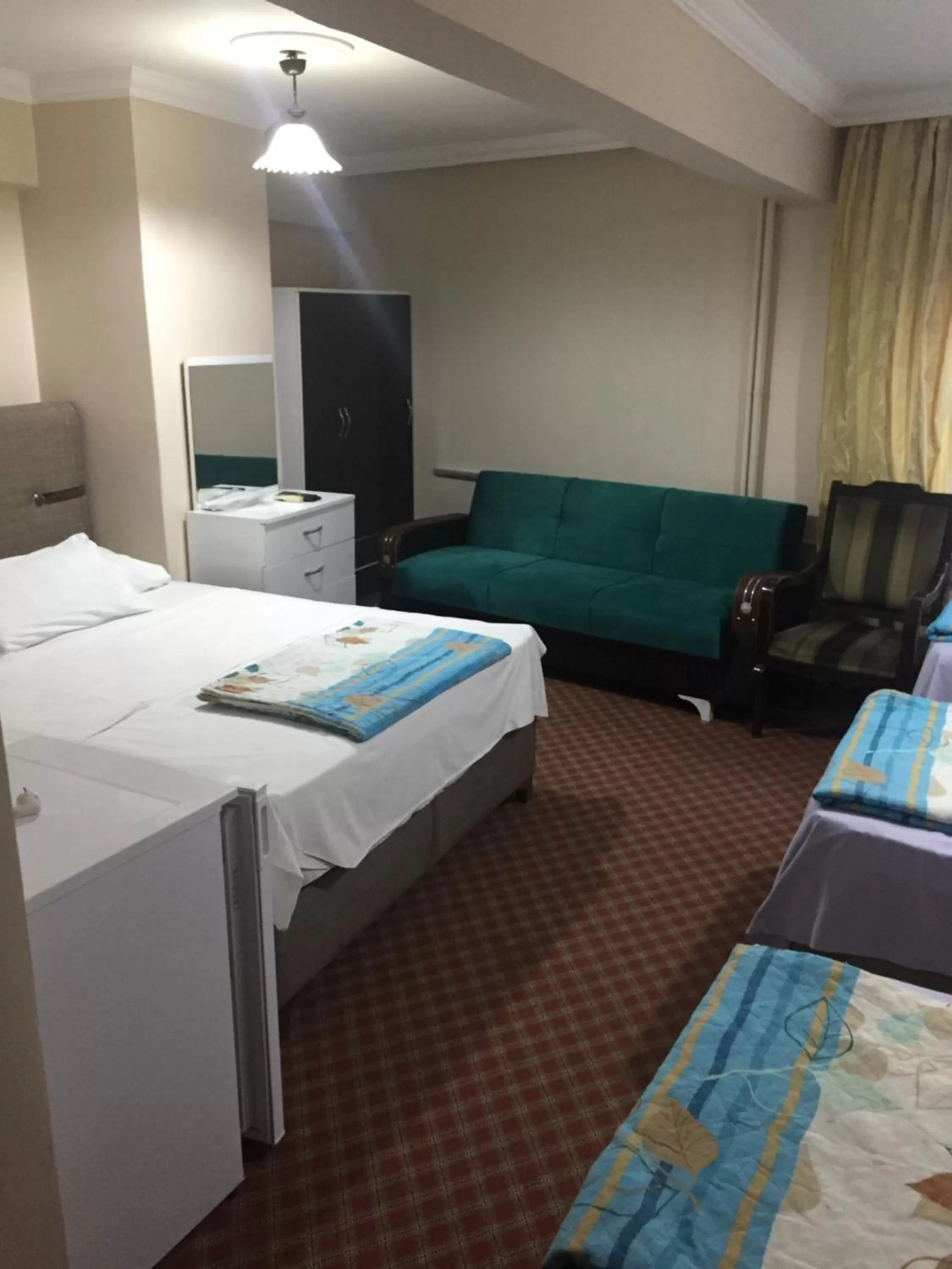 Photo of the whole room, Bed in Paris Hotel