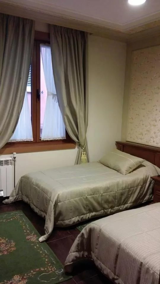 Bedroom, Room Photo in Vila Sigal Pogradec