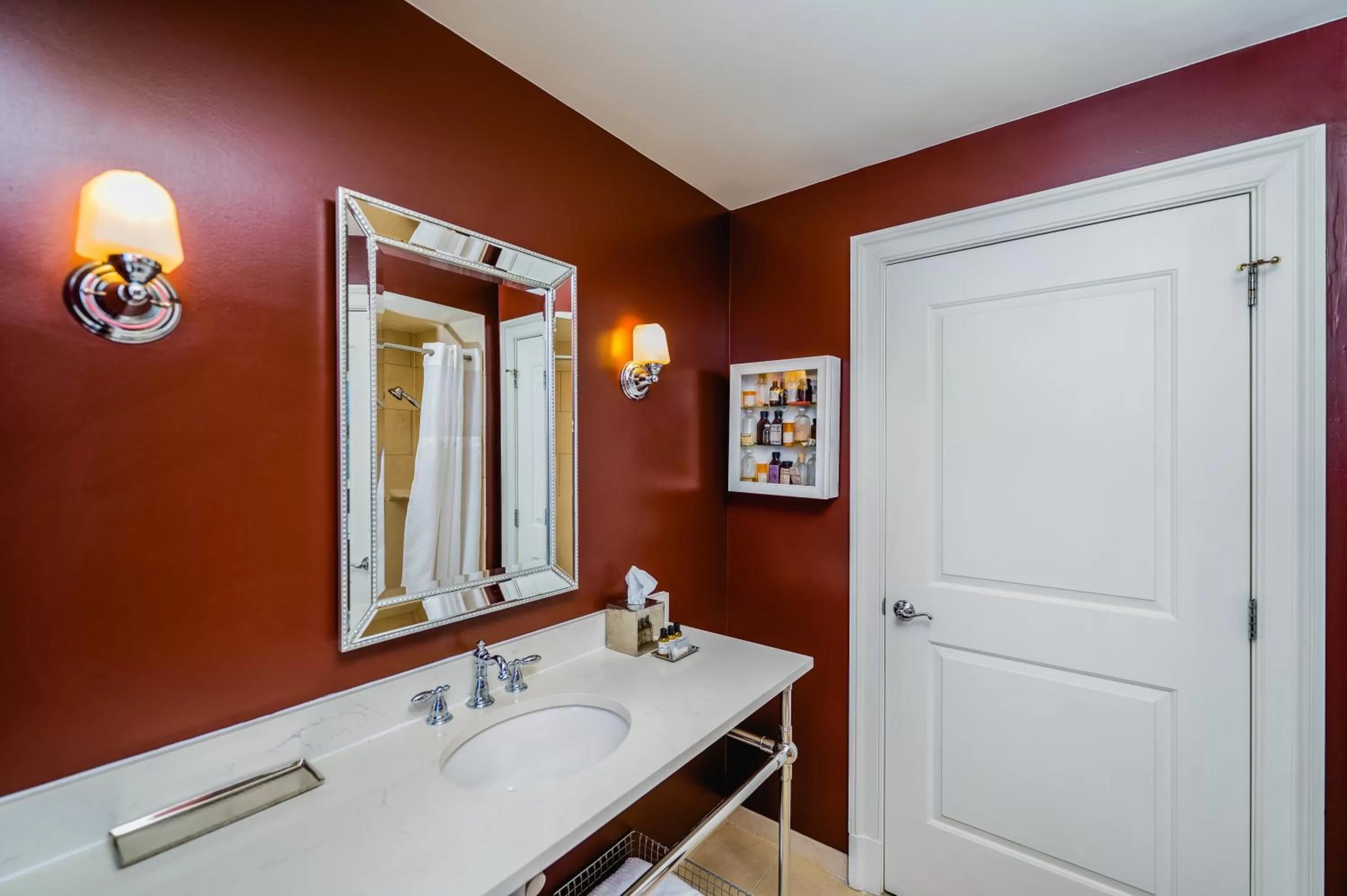 Bathroom in The Pontchartrain Hotel