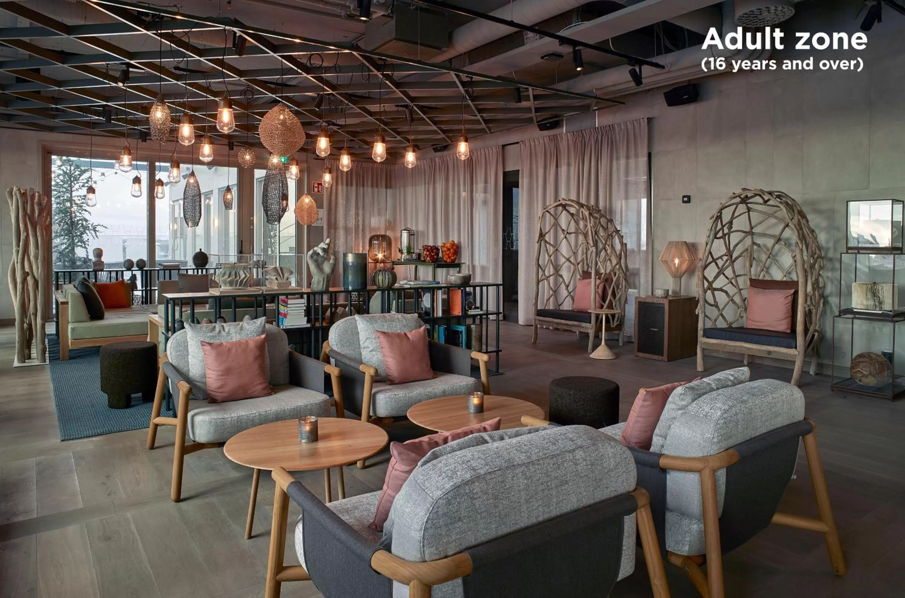 Lounge or bar in Downtown Camper by Scandic