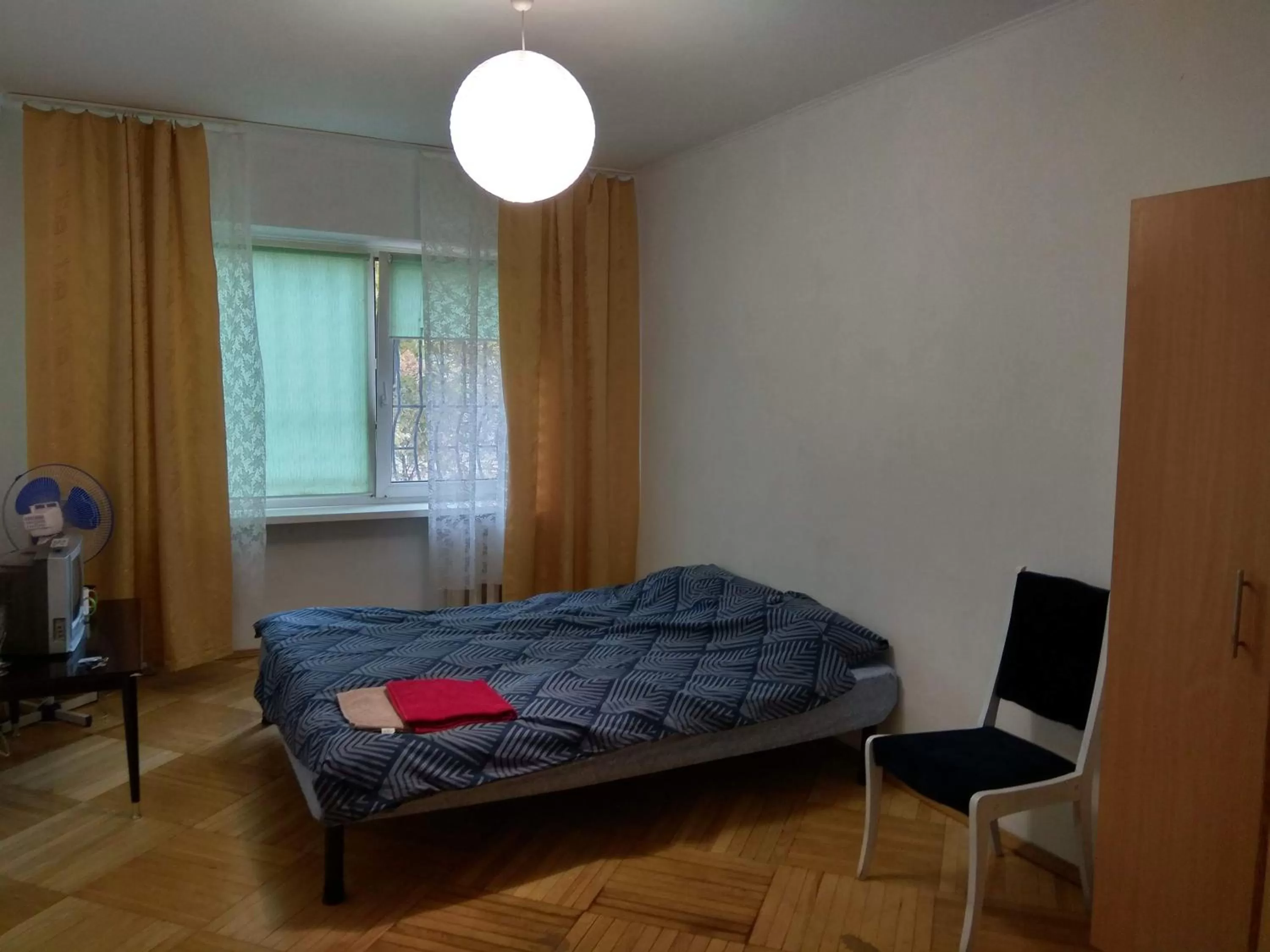 Photo of the whole room, Bed in Alaska