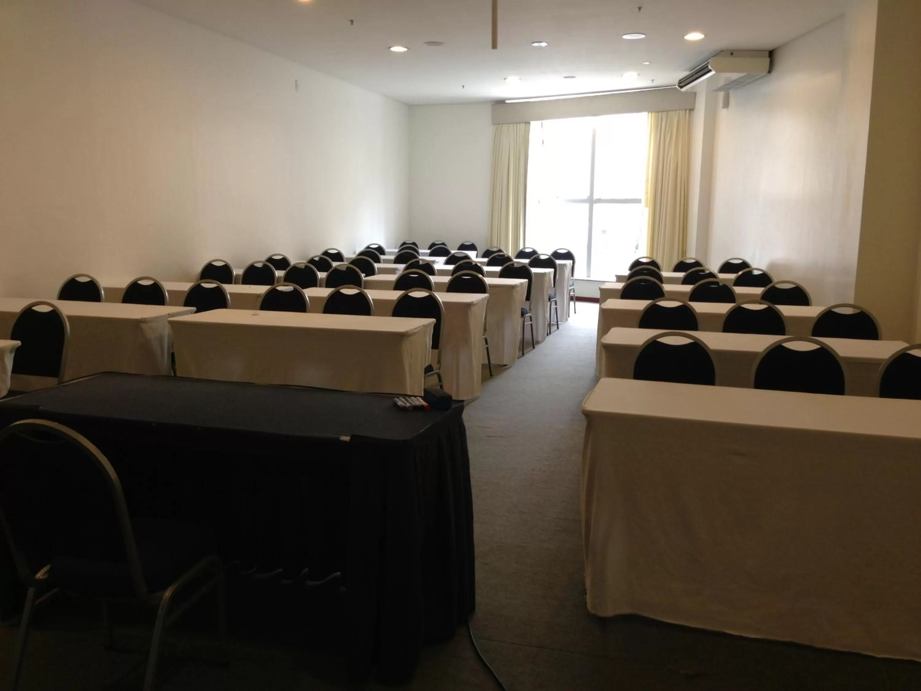 Business facilities in Costa do Mar Hotel