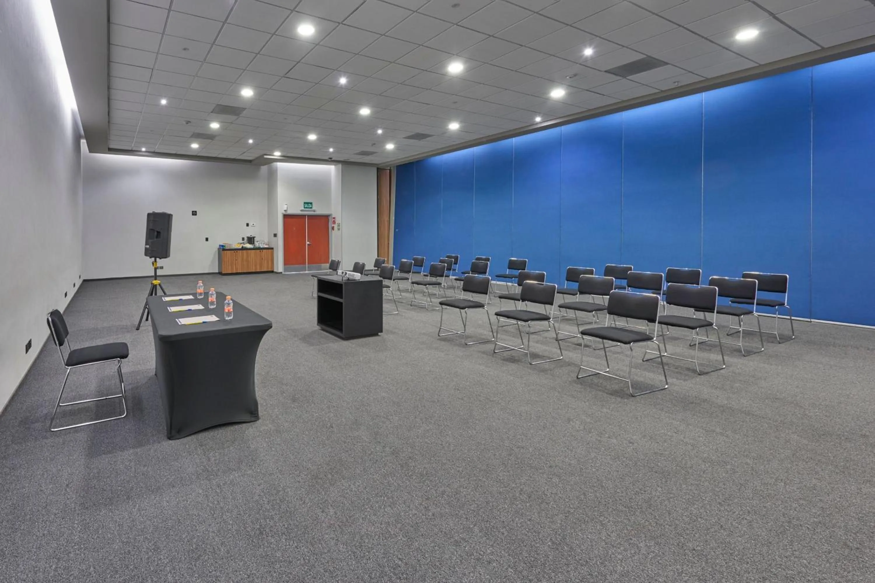 Meeting/conference room in City Express by Marriott Irapuato