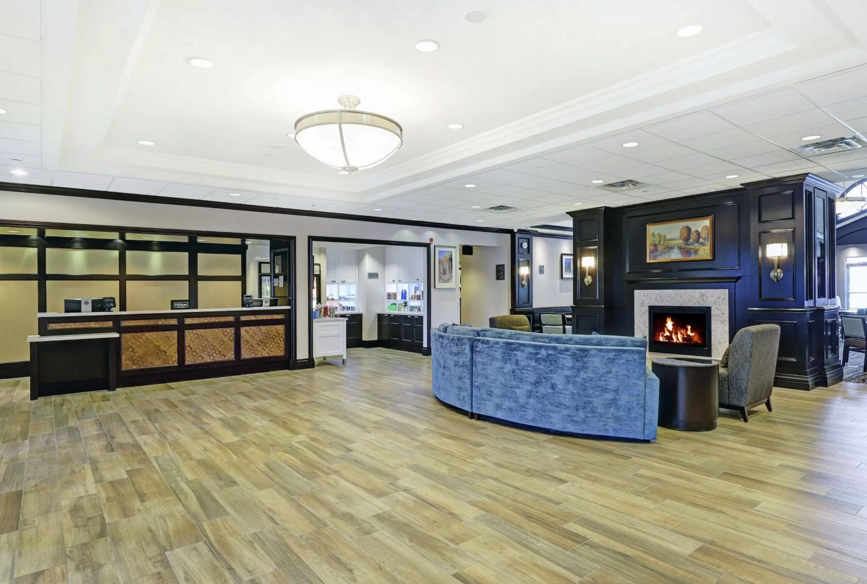Lobby or reception in Homewood Suites by Hilton Cambridge-Waterloo, Ontario