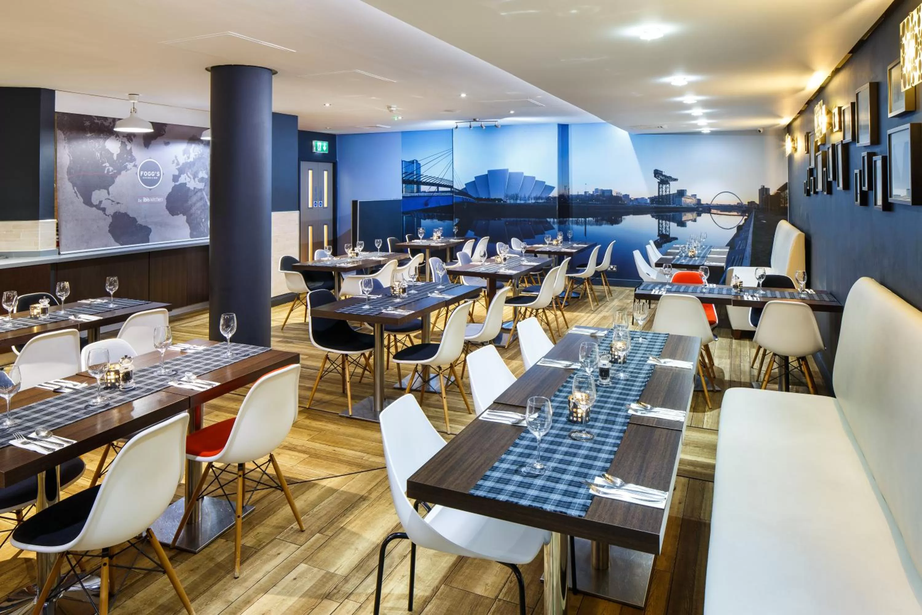 Restaurant/places to eat in ibis Glasgow City Centre – Sauchiehall St