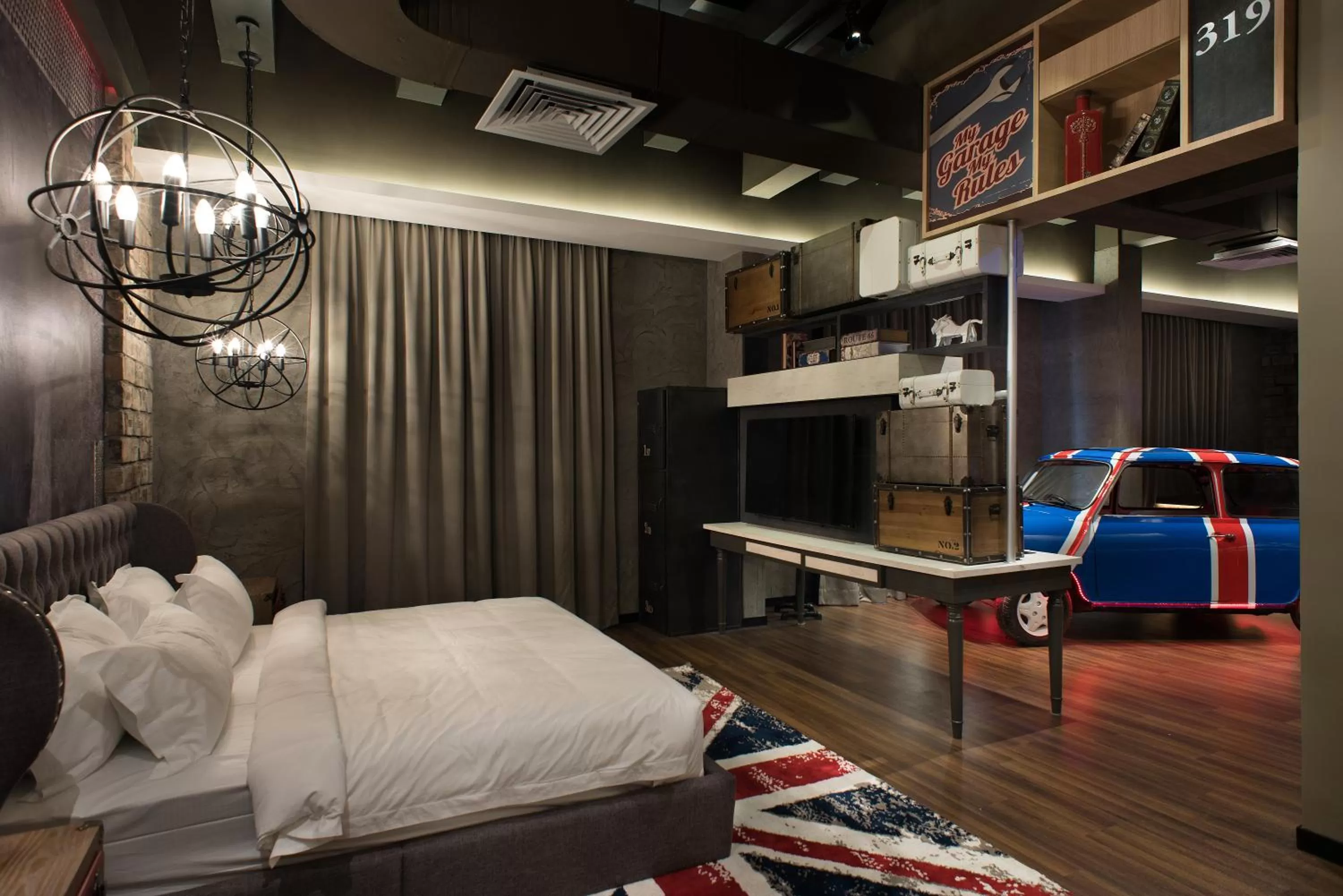 Bed in Vangohh Eminent Hotel & Spa