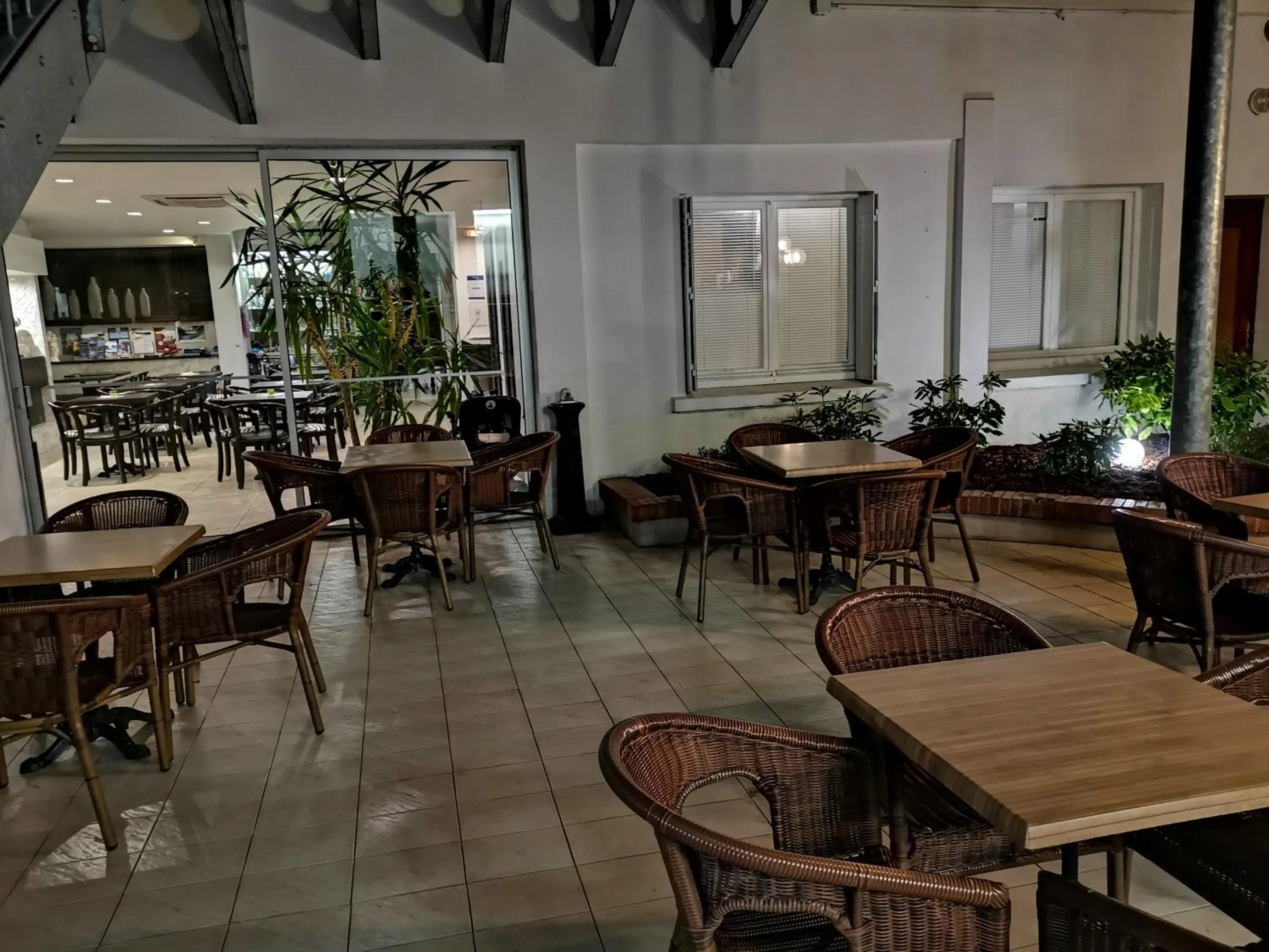 Patio in Adonis Lourdes - Notre Dame de la Sarte