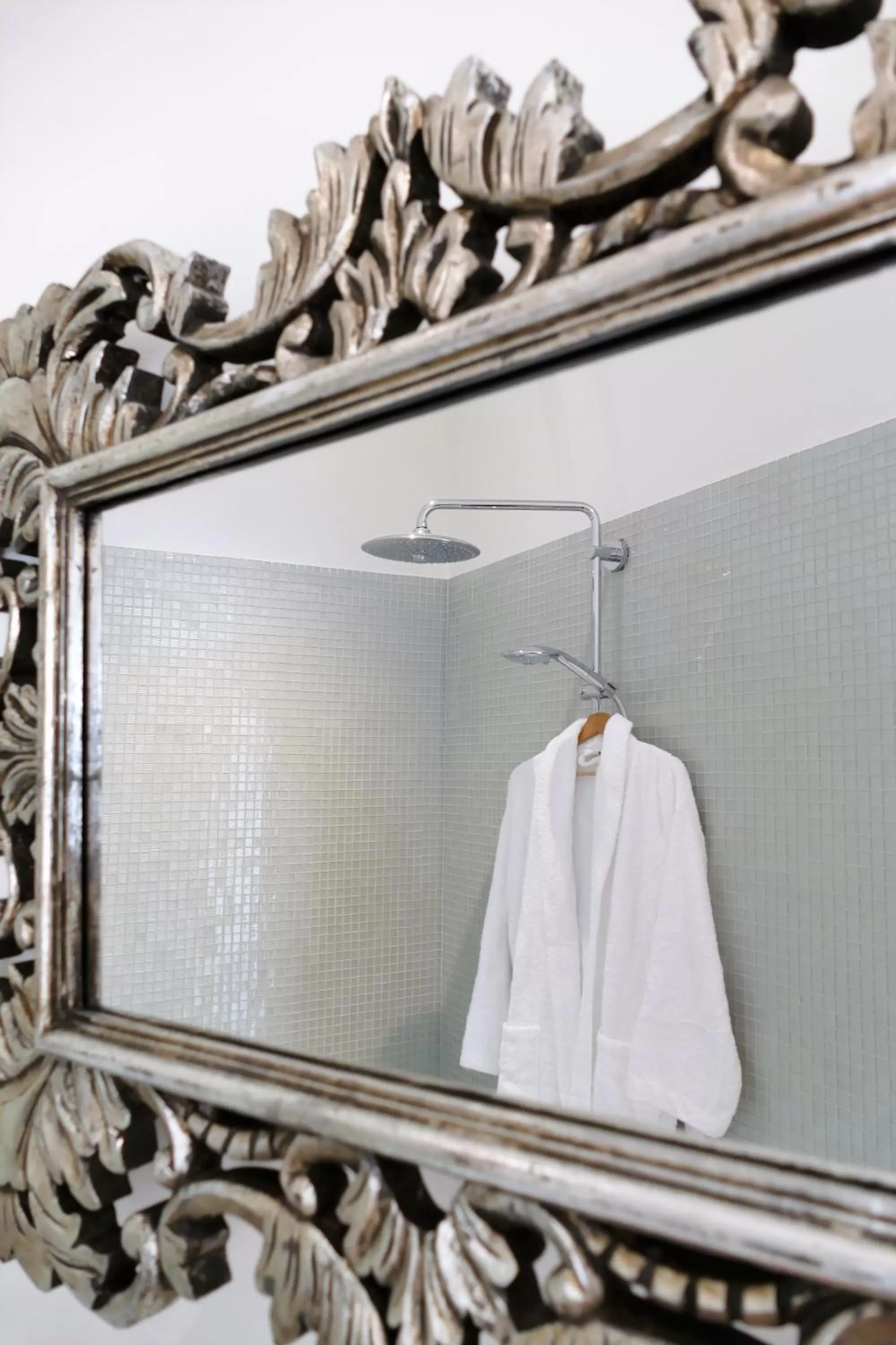 Bathroom in Le Clos des Queyries, Chambres d'Hôtes