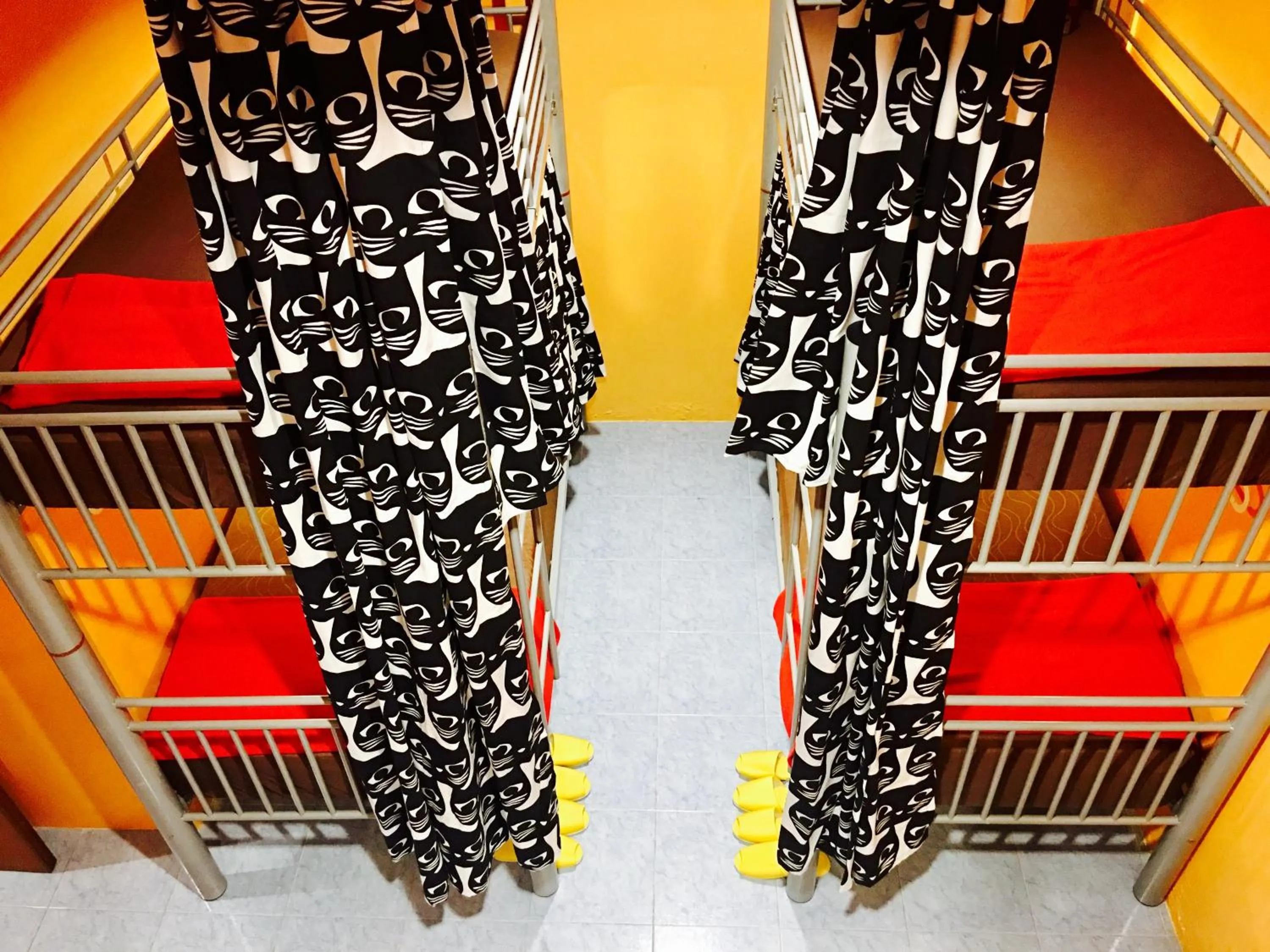 bunk bed in Century Service World