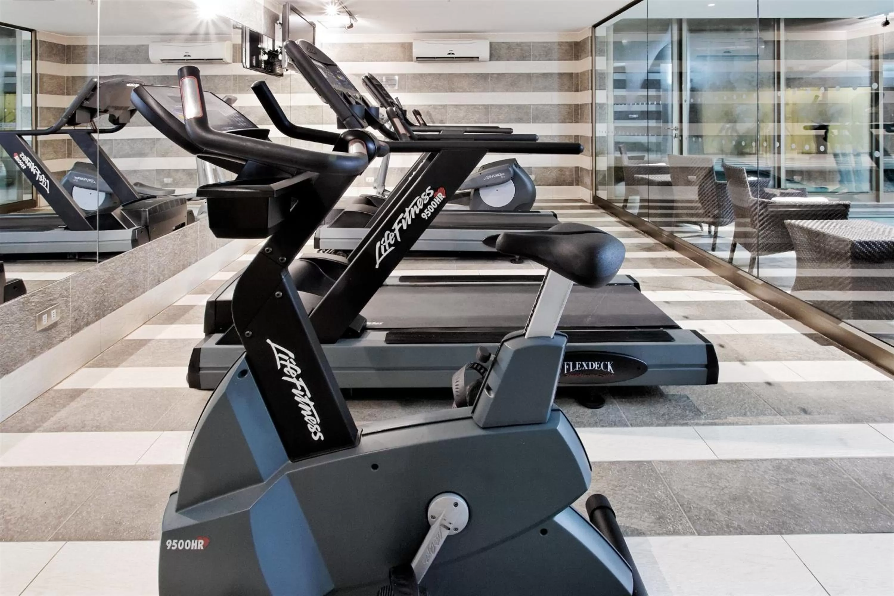 Fitness centre/facilities in Holiday Inn Santiago - Airport Terminal by IHG