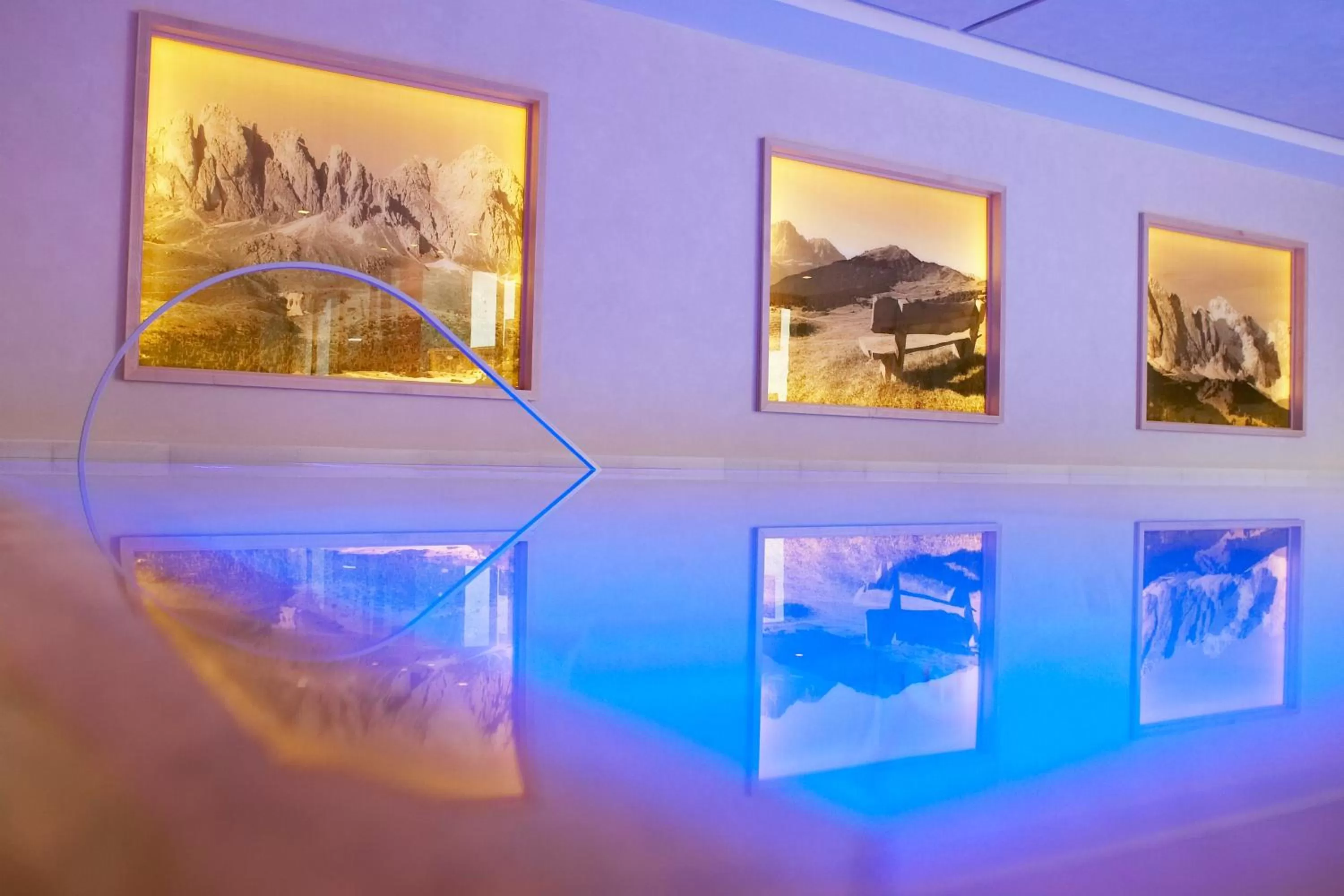 Swimming pool in Boutique Hotel Nives - Luxury & Design in the Dolomites