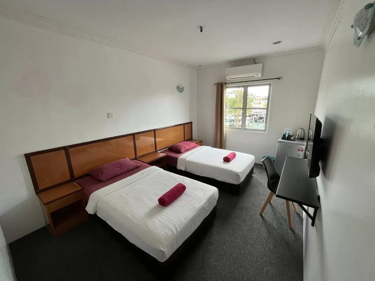 Bed in THE ZULEY HERITAGE HOTEL